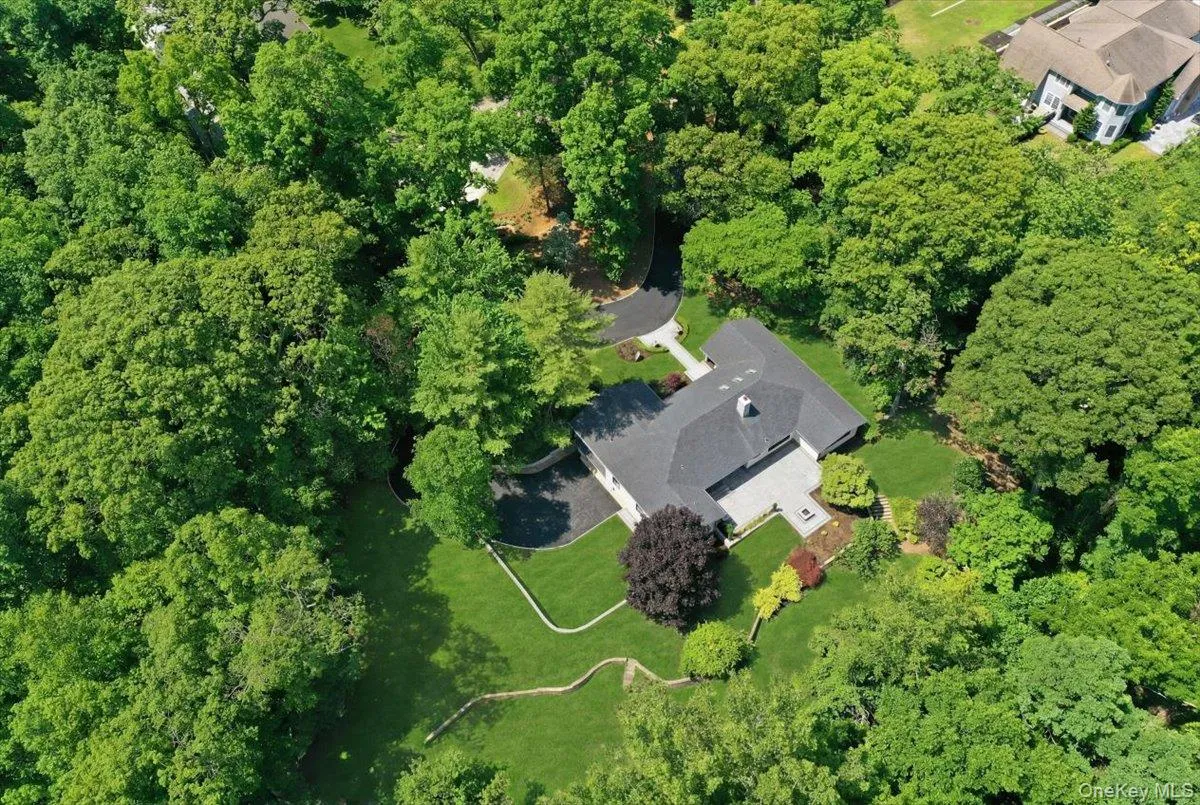 4 Short Path, Smithtown, NY, 4 Bedrooms Bedrooms, 10 Rooms Rooms,3 BathroomsBathrooms,Residential,For Rent,Short,0,KEY1018259 4 Short Path, Smithtown, NY, 4 Bedrooms Bedrooms, 10 Rooms Rooms,3 BathroomsBathrooms,Residential,For Rent,Short,0,KEY1018259