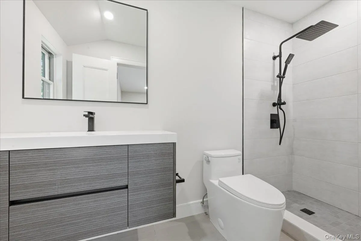4 Short Path, Smithtown, NY, 4 Bedrooms Bedrooms, 10 Rooms Rooms,3 BathroomsBathrooms,Residential,For Rent,Short,0,KEY1018259 4 Short Path, Smithtown, NY, 4 Bedrooms Bedrooms, 10 Rooms Rooms,3 BathroomsBathrooms,Residential,For Rent,Short,0,KEY1018259