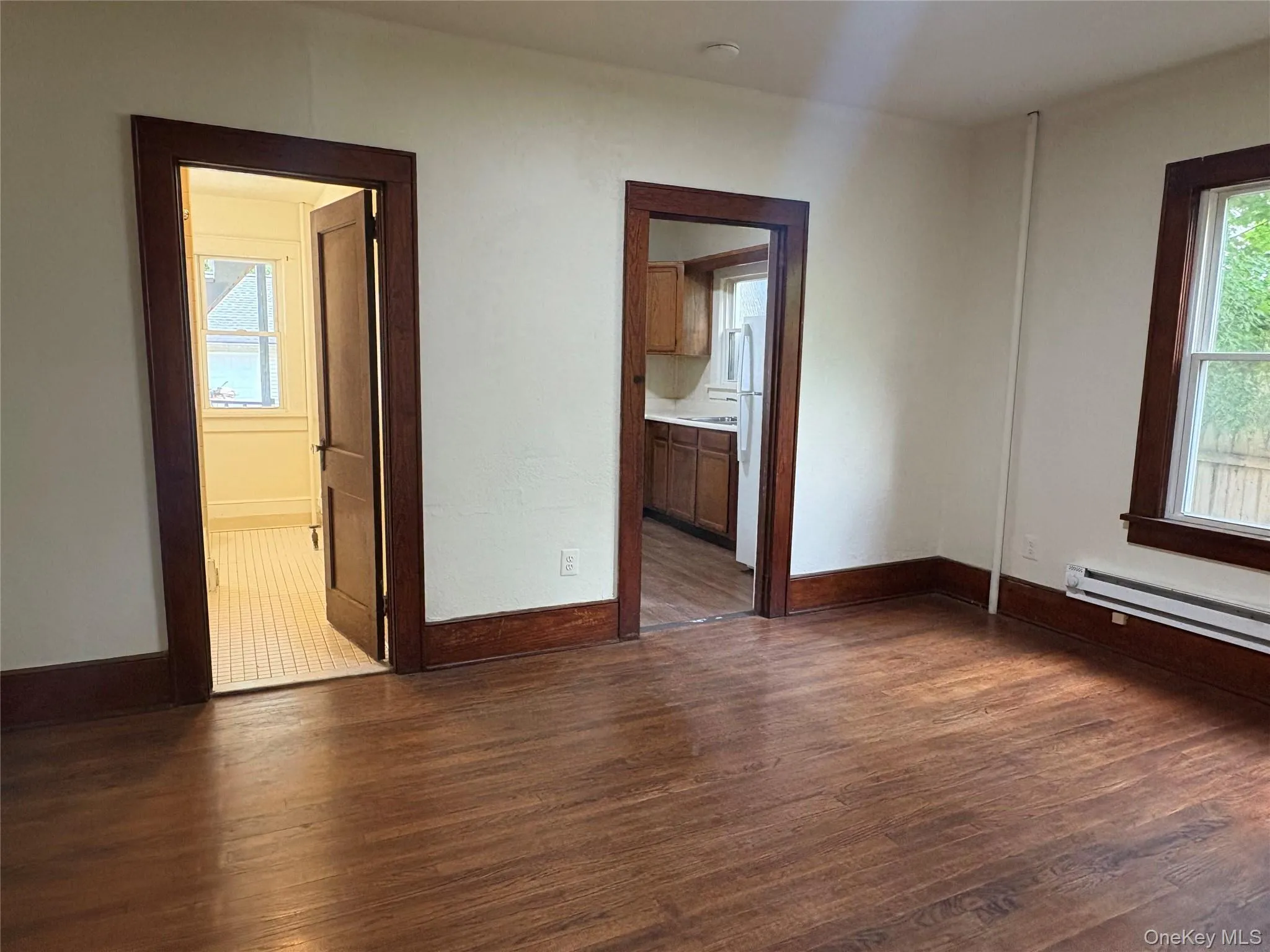 464 Route 17M, Wallkill, NY, 3 Bedrooms Bedrooms, 4 Rooms Rooms,1 BathroomBathrooms,Residential Lease,For Rent,Route 17M,0,KEY1018264 464 Route 17M, Wallkill, NY, 3 Bedrooms Bedrooms, 4 Rooms Rooms,1 BathroomBathrooms,Residential Lease,For Rent,Route 17M,0,KEY1018264