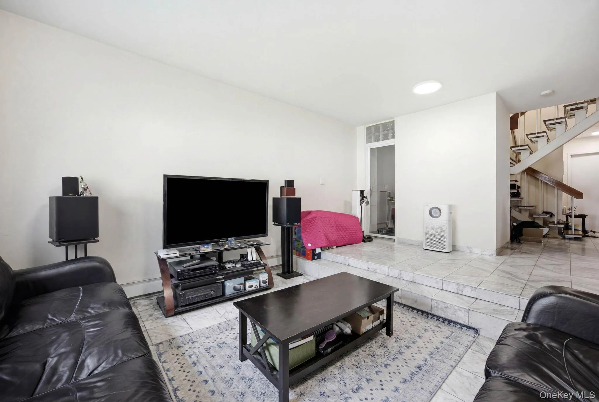 425 Schorr Drive, New York, NY, 2 Bedrooms Bedrooms, 6 Rooms Rooms,2 BathroomsBathrooms,Residential,For Rent,Schorr,0,KEY1018265 425 Schorr Drive, New York, NY, 2 Bedrooms Bedrooms, 6 Rooms Rooms,2 BathroomsBathrooms,Residential,For Rent,Schorr,0,KEY1018265