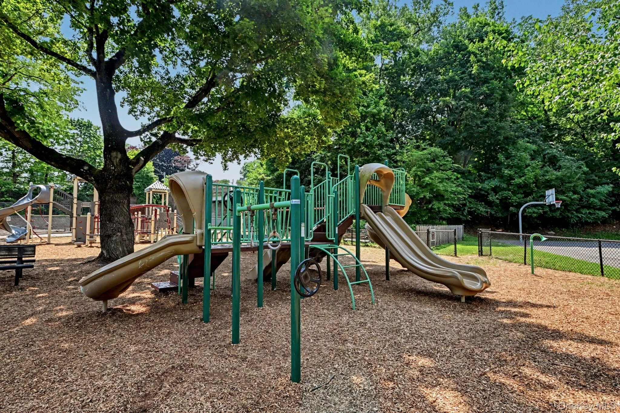 192 Garth Road, Eastchester, NY, 2 Bedrooms Bedrooms, 6 Rooms Rooms,2 BathroomsBathrooms,Residential,For Rent,Garth Road,0,1018267 192 Garth Road, Eastchester, NY, 2 Bedrooms Bedrooms, 6 Rooms Rooms,2 BathroomsBathrooms,Residential,For Rent,Garth Road,0,1018267