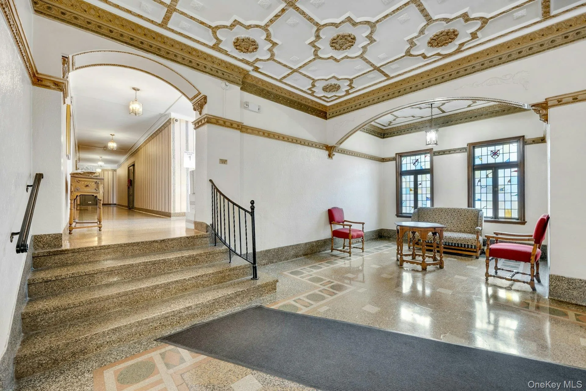 Alternate lobby view. Alternate lobby view.