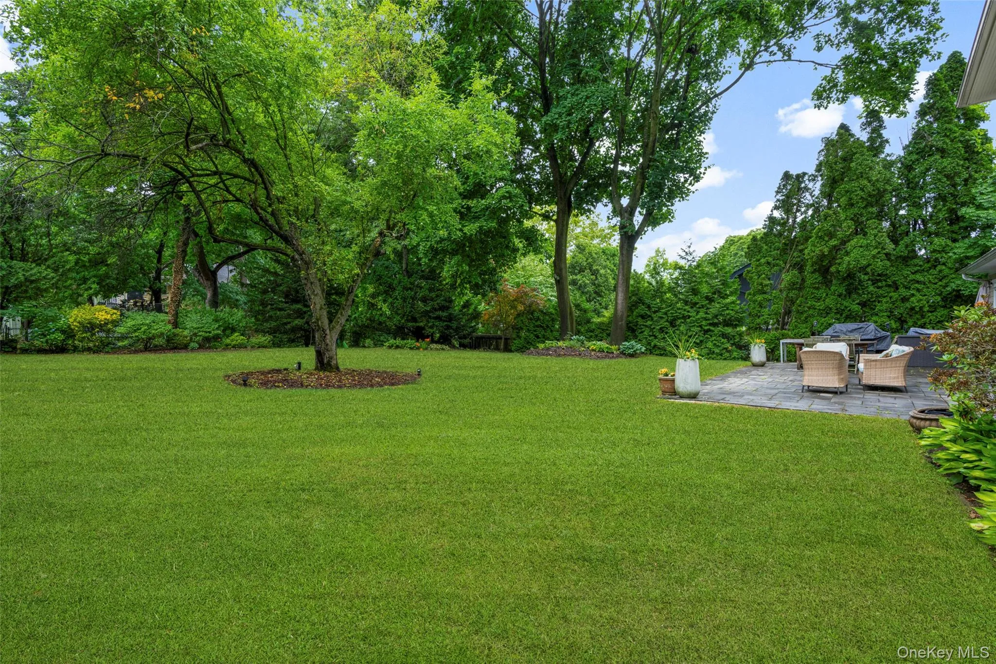 341 Orienta Avenue, Mamaroneck, NY, 4 Bedrooms Bedrooms, 8 Rooms Rooms,2 BathroomsBathrooms,Residential Lease,For Rent,Orienta,0,1018269 341 Orienta Avenue, Mamaroneck, NY, 4 Bedrooms Bedrooms, 8 Rooms Rooms,2 BathroomsBathrooms,Residential Lease,For Rent,Orienta,0,1018269