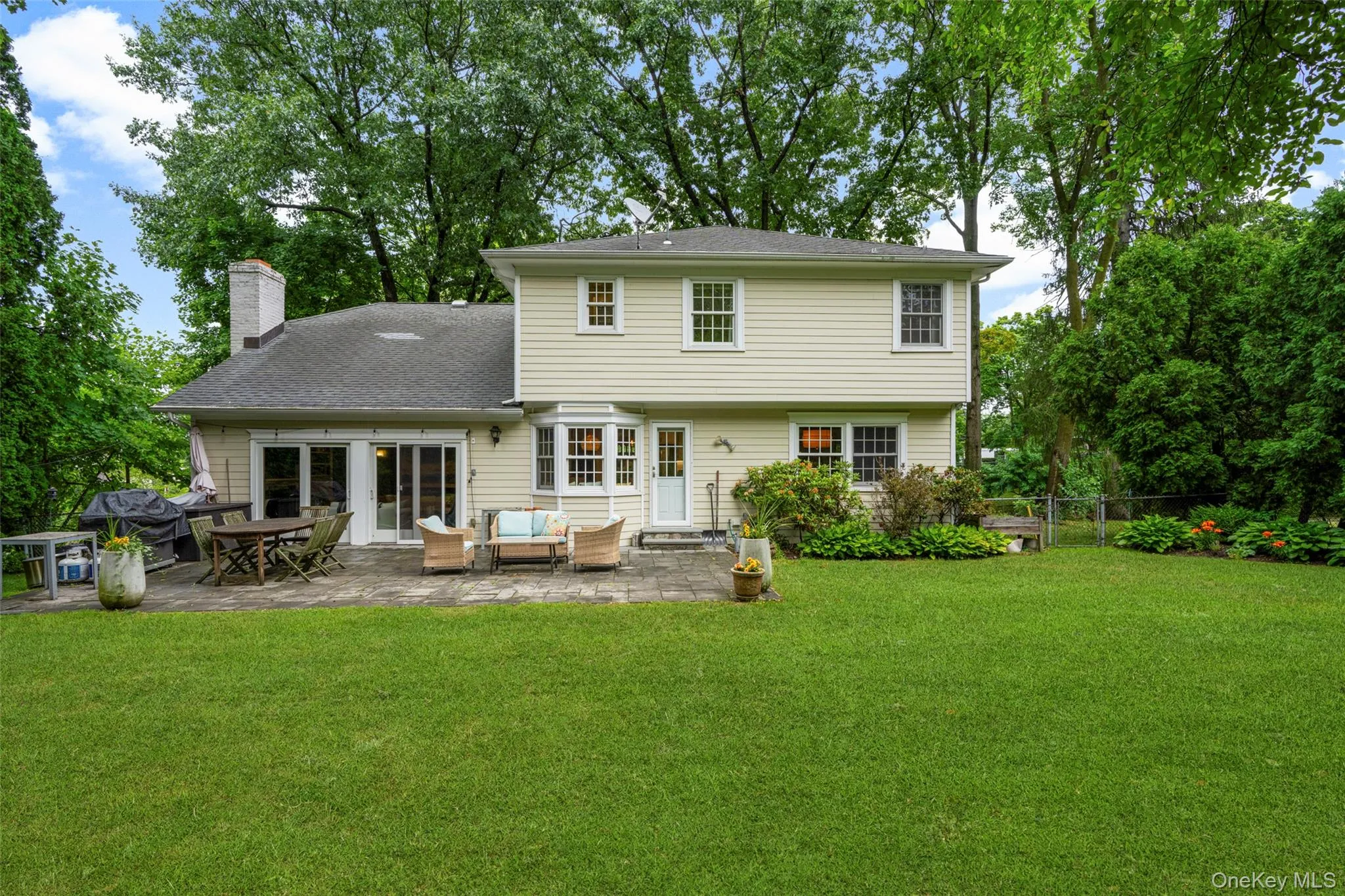 341 Orienta Avenue, Mamaroneck, NY, 4 Bedrooms Bedrooms, 8 Rooms Rooms,2 BathroomsBathrooms,Residential Lease,For Rent,Orienta,0,1018269 341 Orienta Avenue, Mamaroneck, NY, 4 Bedrooms Bedrooms, 8 Rooms Rooms,2 BathroomsBathrooms,Residential Lease,For Rent,Orienta,0,1018269