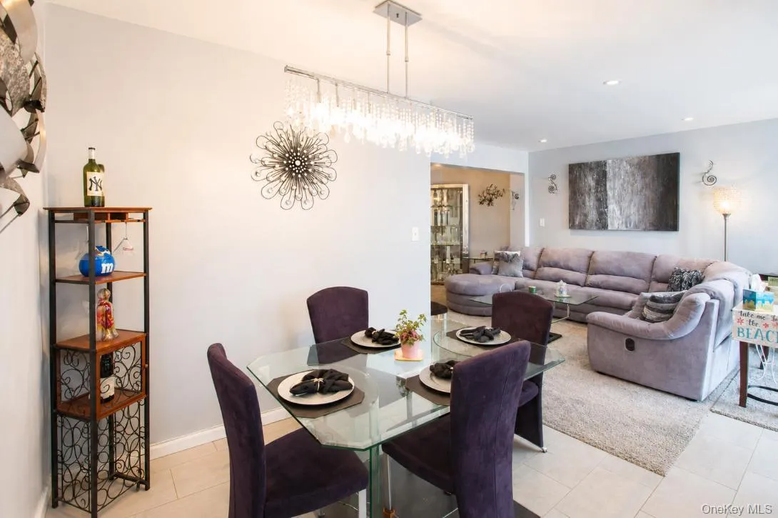 210 E Broadway, Long Beach, NY, 1 Bedroom Bedrooms, 4 Rooms Rooms,1 BathroomBathrooms,Residential,For Rent,E Broadway,0,1018270 210 E Broadway, Long Beach, NY, 1 Bedroom Bedrooms, 4 Rooms Rooms,1 BathroomBathrooms,Residential,For Rent,E Broadway,0,1018270