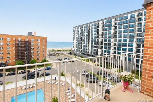 210 E Broadway, Long Beach, NY, 1 Bedroom Bedrooms, 4 Rooms Rooms,1 BathroomBathrooms,Residential,For Rent,E Broadway,0,1018270 210 E Broadway, Long Beach, NY, 1 Bedroom Bedrooms, 4 Rooms Rooms,1 BathroomBathrooms,Residential,For Rent,E Broadway,0,1018270