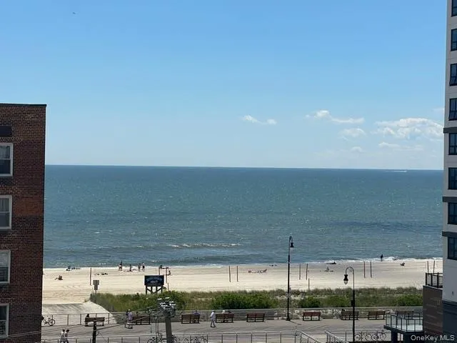 210 E Broadway, Long Beach, NY, 1 Bedroom Bedrooms, 4 Rooms Rooms,1 BathroomBathrooms,Residential,For Rent,E Broadway,0,KEY1018270 210 E Broadway, Long Beach, NY, 1 Bedroom Bedrooms, 4 Rooms Rooms,1 BathroomBathrooms,Residential,For Rent,E Broadway,0,KEY1018270