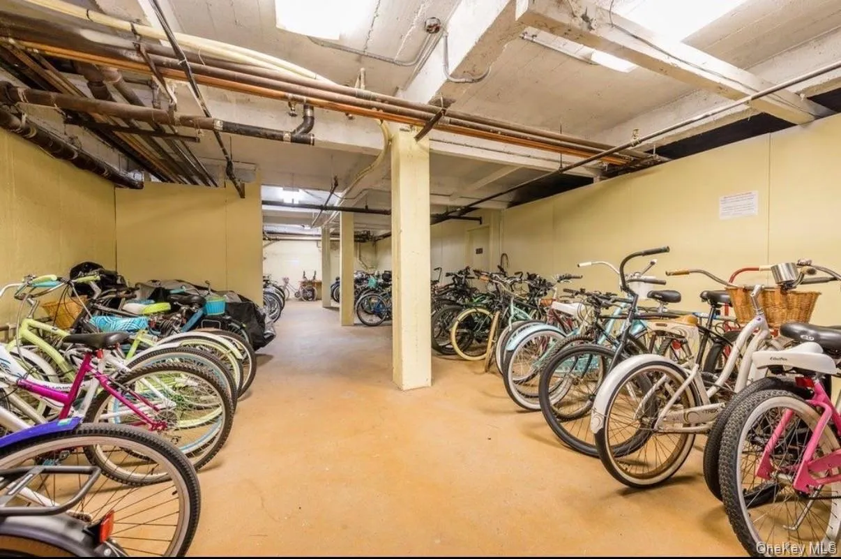 Bike room Bike room