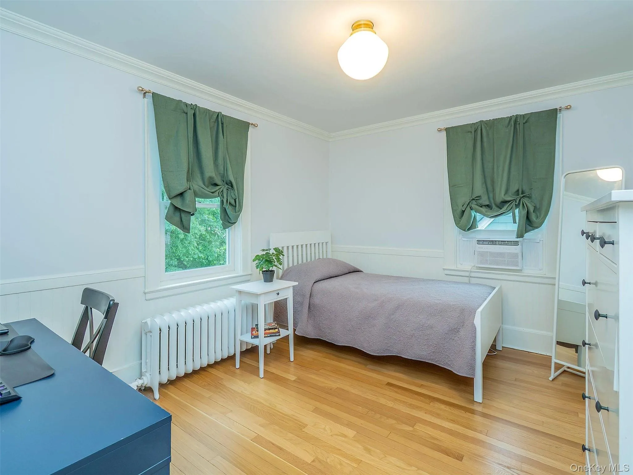 33 Oakland Street, Huntington, NY, 4 Bedrooms Bedrooms, 8 Rooms Rooms,1 BathroomBathrooms,Residential,For Rent,Oakland,0,KEY1018275 33 Oakland Street, Huntington, NY, 4 Bedrooms Bedrooms, 8 Rooms Rooms,1 BathroomBathrooms,Residential,For Rent,Oakland,0,KEY1018275