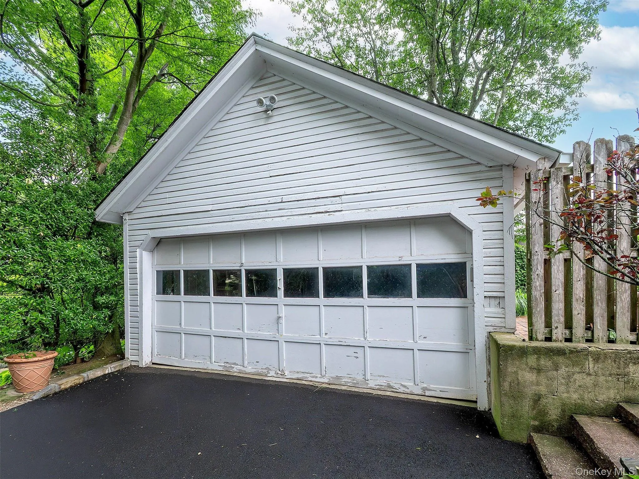 33 Oakland Street, Huntington, NY, 4 Bedrooms Bedrooms, 8 Rooms Rooms,1 BathroomBathrooms,Residential,For Rent,Oakland,0,KEY1018275 33 Oakland Street, Huntington, NY, 4 Bedrooms Bedrooms, 8 Rooms Rooms,1 BathroomBathrooms,Residential,For Rent,Oakland,0,KEY1018275