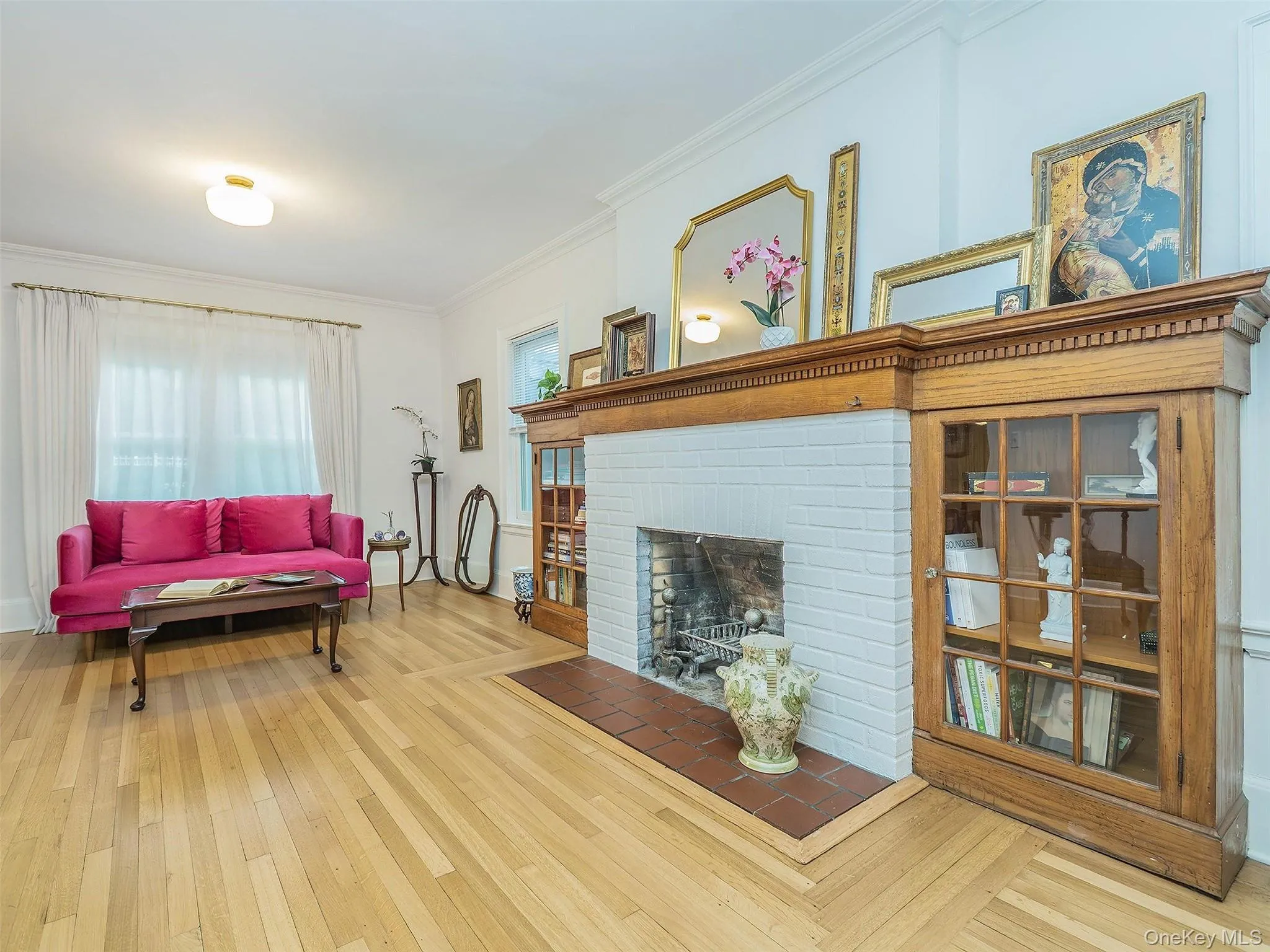 33 Oakland Street, Huntington, NY, 4 Bedrooms Bedrooms, 8 Rooms Rooms,1 BathroomBathrooms,Residential,For Rent,Oakland,0,KEY1018275 33 Oakland Street, Huntington, NY, 4 Bedrooms Bedrooms, 8 Rooms Rooms,1 BathroomBathrooms,Residential,For Rent,Oakland,0,KEY1018275