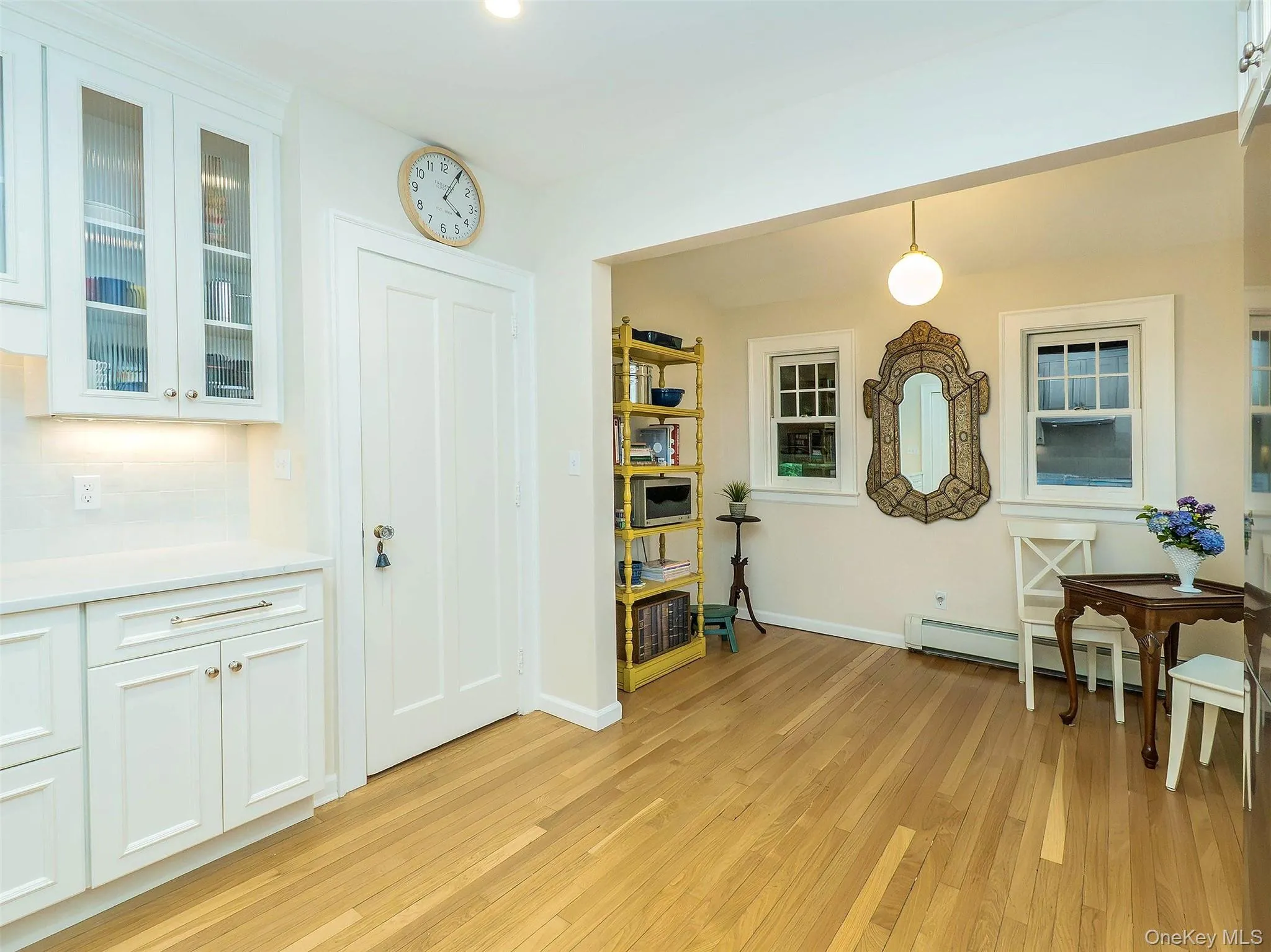 33 Oakland Street, Huntington, NY, 4 Bedrooms Bedrooms, 8 Rooms Rooms,1 BathroomBathrooms,Residential,For Rent,Oakland,0,KEY1018275 33 Oakland Street, Huntington, NY, 4 Bedrooms Bedrooms, 8 Rooms Rooms,1 BathroomBathrooms,Residential,For Rent,Oakland,0,KEY1018275