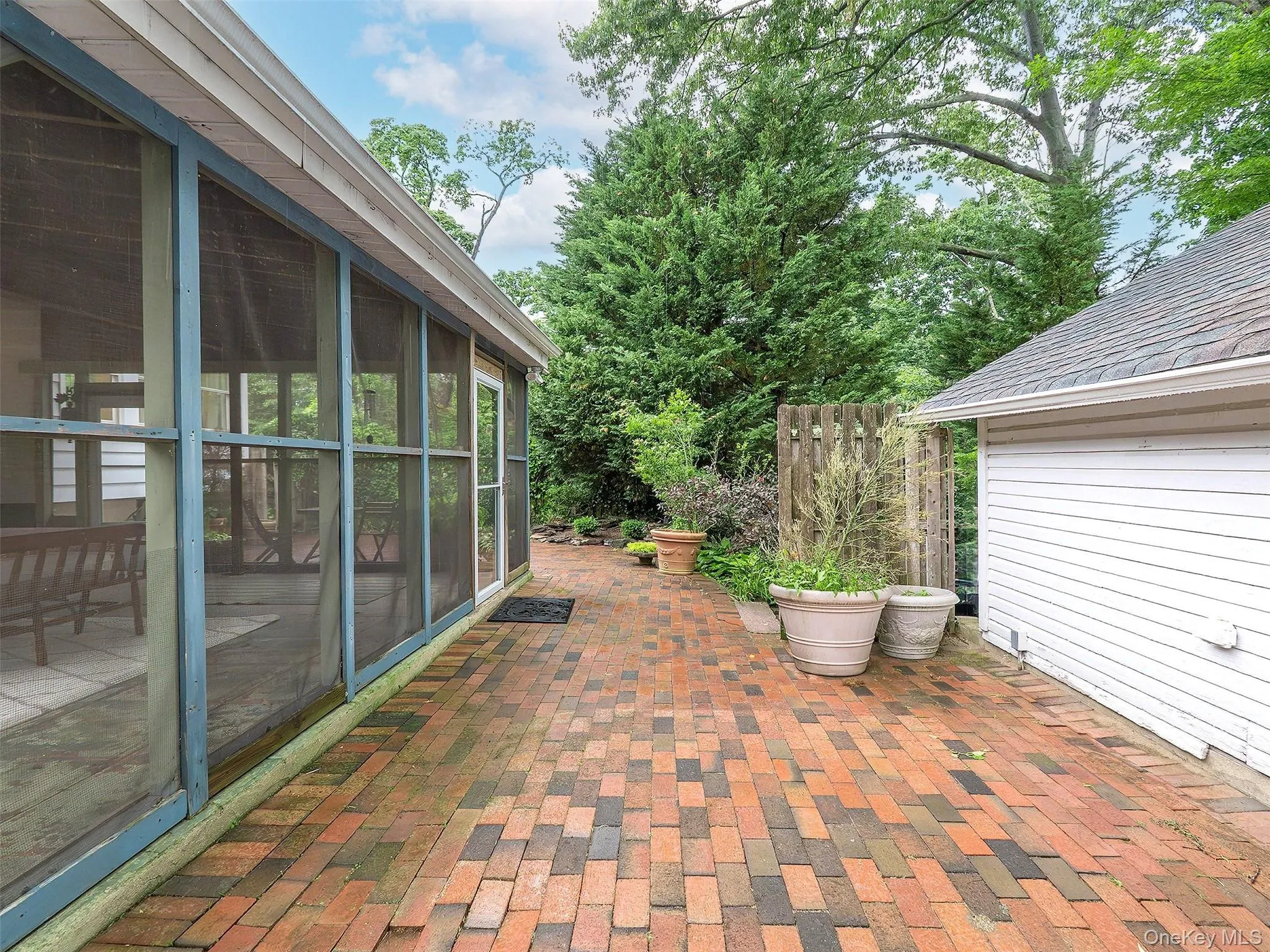 33 Oakland Street, Huntington, NY, 4 Bedrooms Bedrooms, 8 Rooms Rooms,1 BathroomBathrooms,Residential,For Rent,Oakland,0,KEY1018275 33 Oakland Street, Huntington, NY, 4 Bedrooms Bedrooms, 8 Rooms Rooms,1 BathroomBathrooms,Residential,For Rent,Oakland,0,KEY1018275
