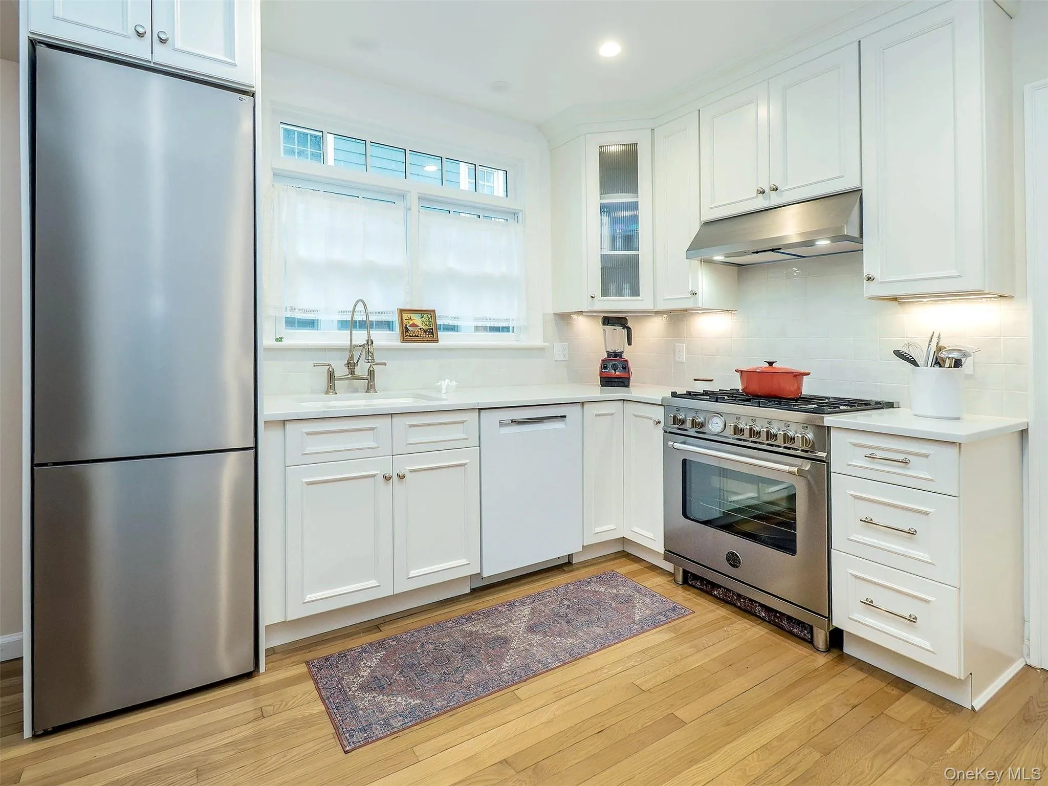 33 Oakland Street, Huntington, NY, 4 Bedrooms Bedrooms, 8 Rooms Rooms,1 BathroomBathrooms,Residential,For Rent,Oakland,0,KEY1018275 33 Oakland Street, Huntington, NY, 4 Bedrooms Bedrooms, 8 Rooms Rooms,1 BathroomBathrooms,Residential,For Rent,Oakland,0,KEY1018275