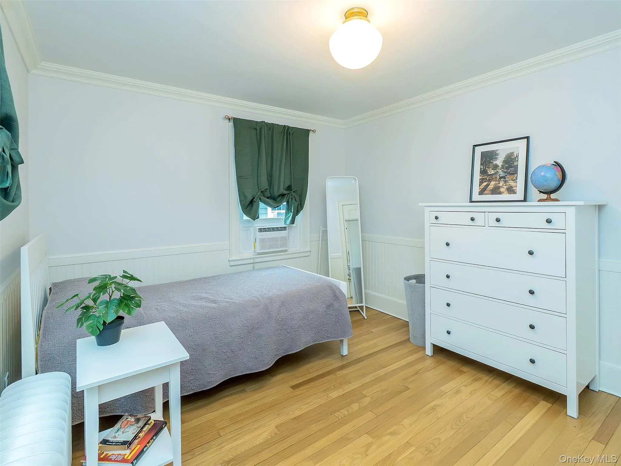 33 Oakland Street, Huntington, NY, 4 Bedrooms Bedrooms, 8 Rooms Rooms,1 BathroomBathrooms,Residential,For Rent,Oakland,0,KEY1018275 33 Oakland Street, Huntington, NY, 4 Bedrooms Bedrooms, 8 Rooms Rooms,1 BathroomBathrooms,Residential,For Rent,Oakland,0,KEY1018275