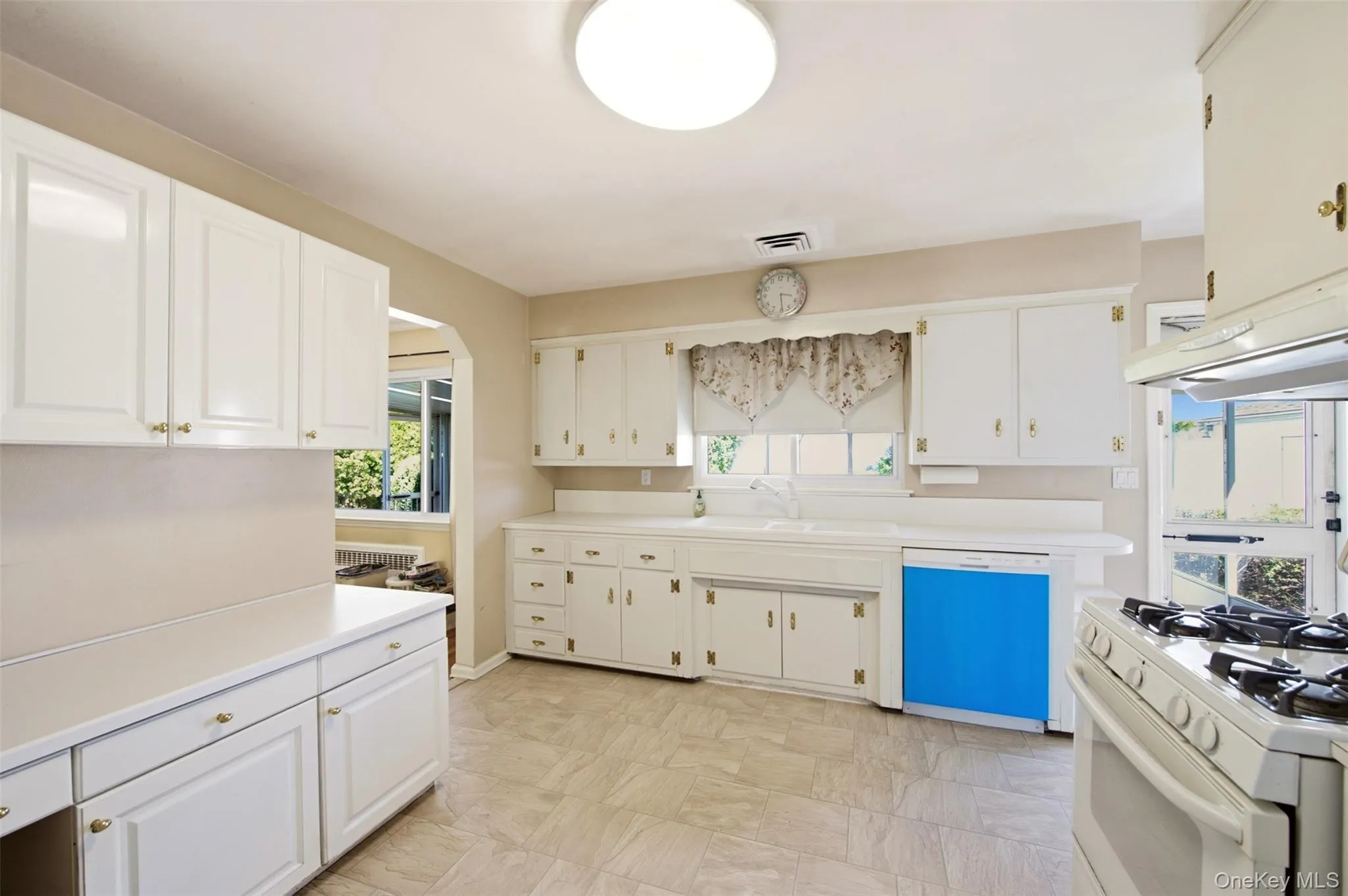 169 Landau Avenue, Hempstead, NY, 3 Bedrooms Bedrooms, 6 Rooms Rooms,2 BathroomsBathrooms,Residential,For Rent,Landau,0,1018277 169 Landau Avenue, Hempstead, NY, 3 Bedrooms Bedrooms, 6 Rooms Rooms,2 BathroomsBathrooms,Residential,For Rent,Landau,0,1018277