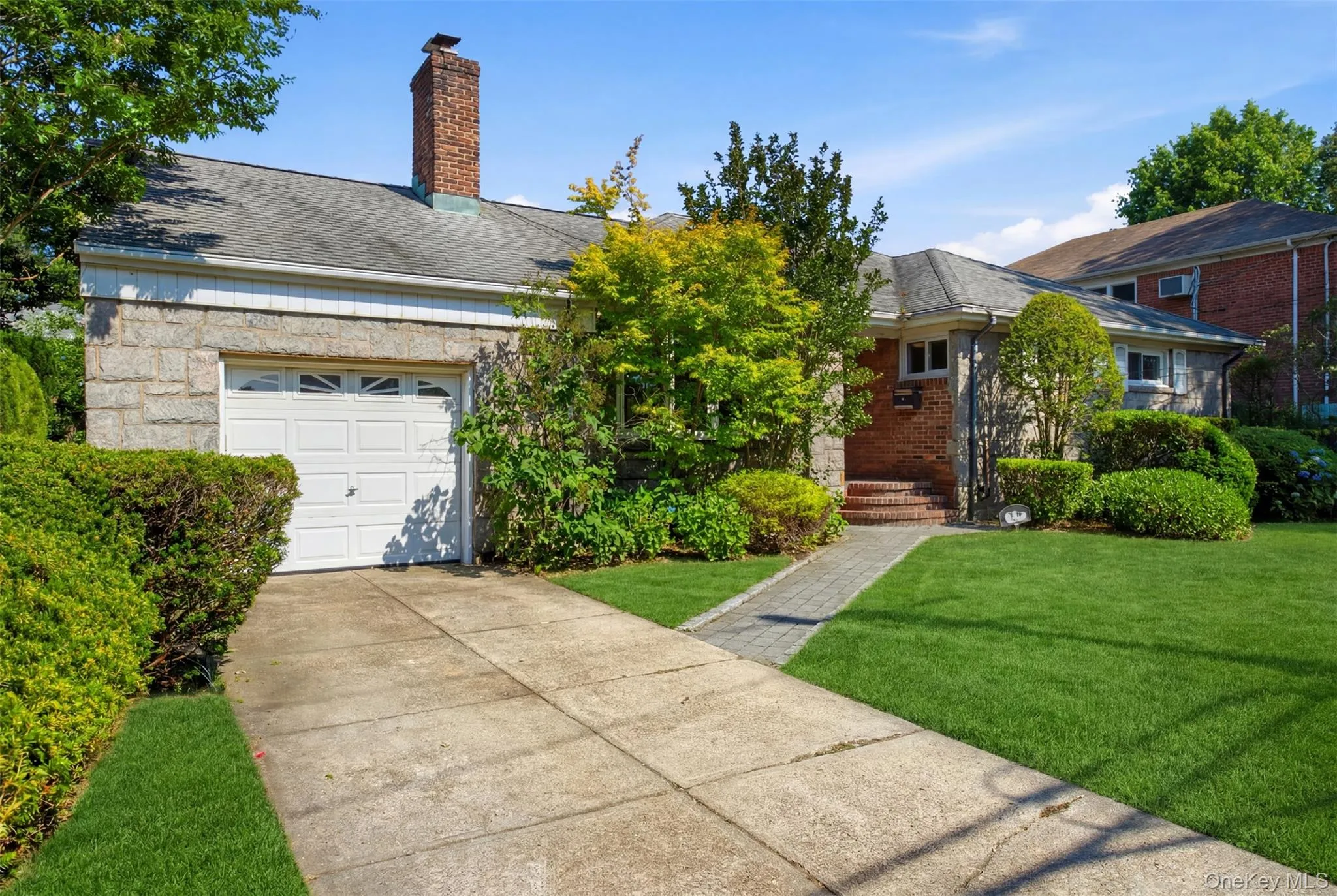 169 Landau Avenue, Hempstead, NY, 3 Bedrooms Bedrooms, 6 Rooms Rooms,2 BathroomsBathrooms,Residential,For Rent,Landau,0,1018277 169 Landau Avenue, Hempstead, NY, 3 Bedrooms Bedrooms, 6 Rooms Rooms,2 BathroomsBathrooms,Residential,For Rent,Landau,0,1018277