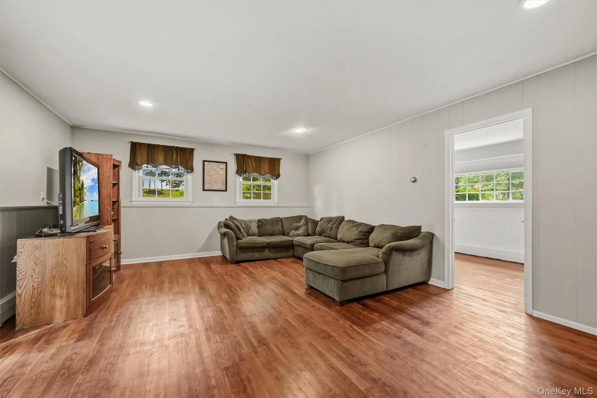 11 Nuthatch Lane, Clarkstown, NY, 4 Bedrooms Bedrooms, 11 Rooms Rooms,2 BathroomsBathrooms,Residential,For Rent,Nuthatch,0,1018278 11 Nuthatch Lane, Clarkstown, NY, 4 Bedrooms Bedrooms, 11 Rooms Rooms,2 BathroomsBathrooms,Residential,For Rent,Nuthatch,0,1018278