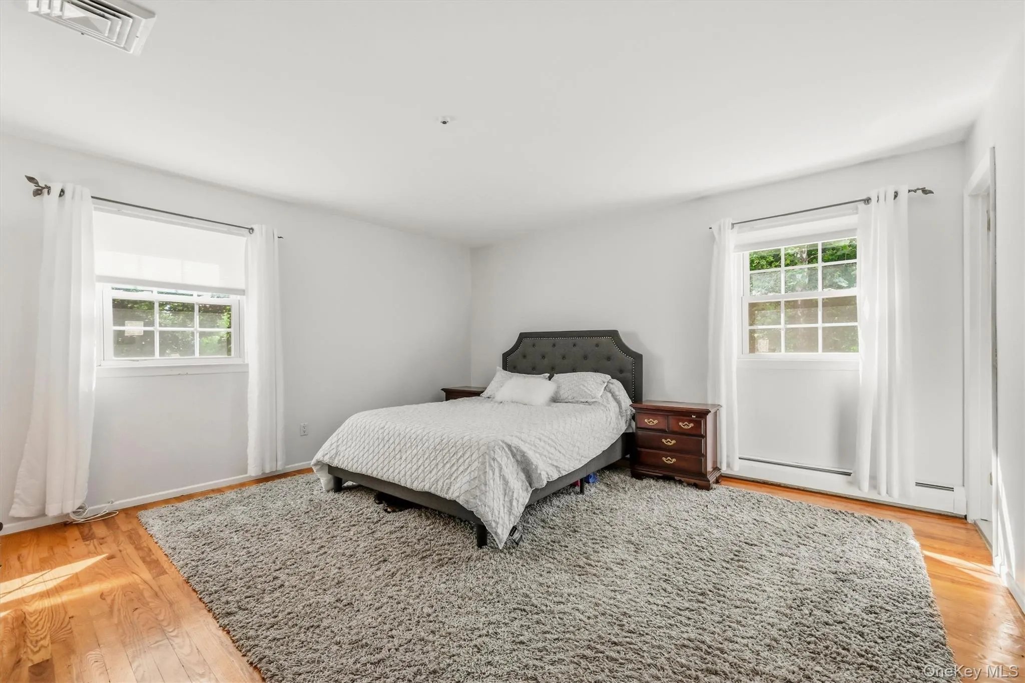 11 Nuthatch Lane, Clarkstown, NY, 4 Bedrooms Bedrooms, 11 Rooms Rooms,2 BathroomsBathrooms,Residential,For Rent,Nuthatch,0,1018278 11 Nuthatch Lane, Clarkstown, NY, 4 Bedrooms Bedrooms, 11 Rooms Rooms,2 BathroomsBathrooms,Residential,For Rent,Nuthatch,0,1018278
