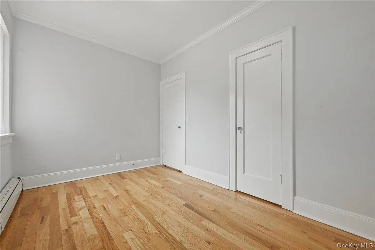 43 New Hyde Park Road, Hempstead, NY, 2 Bedrooms Bedrooms, 4 Rooms Rooms,1 BathroomBathrooms,Residential Lease,For Rent,New Hyde Park,0,1018280 43 New Hyde Park Road, Hempstead, NY, 2 Bedrooms Bedrooms, 4 Rooms Rooms,1 BathroomBathrooms,Residential Lease,For Rent,New Hyde Park,0,1018280