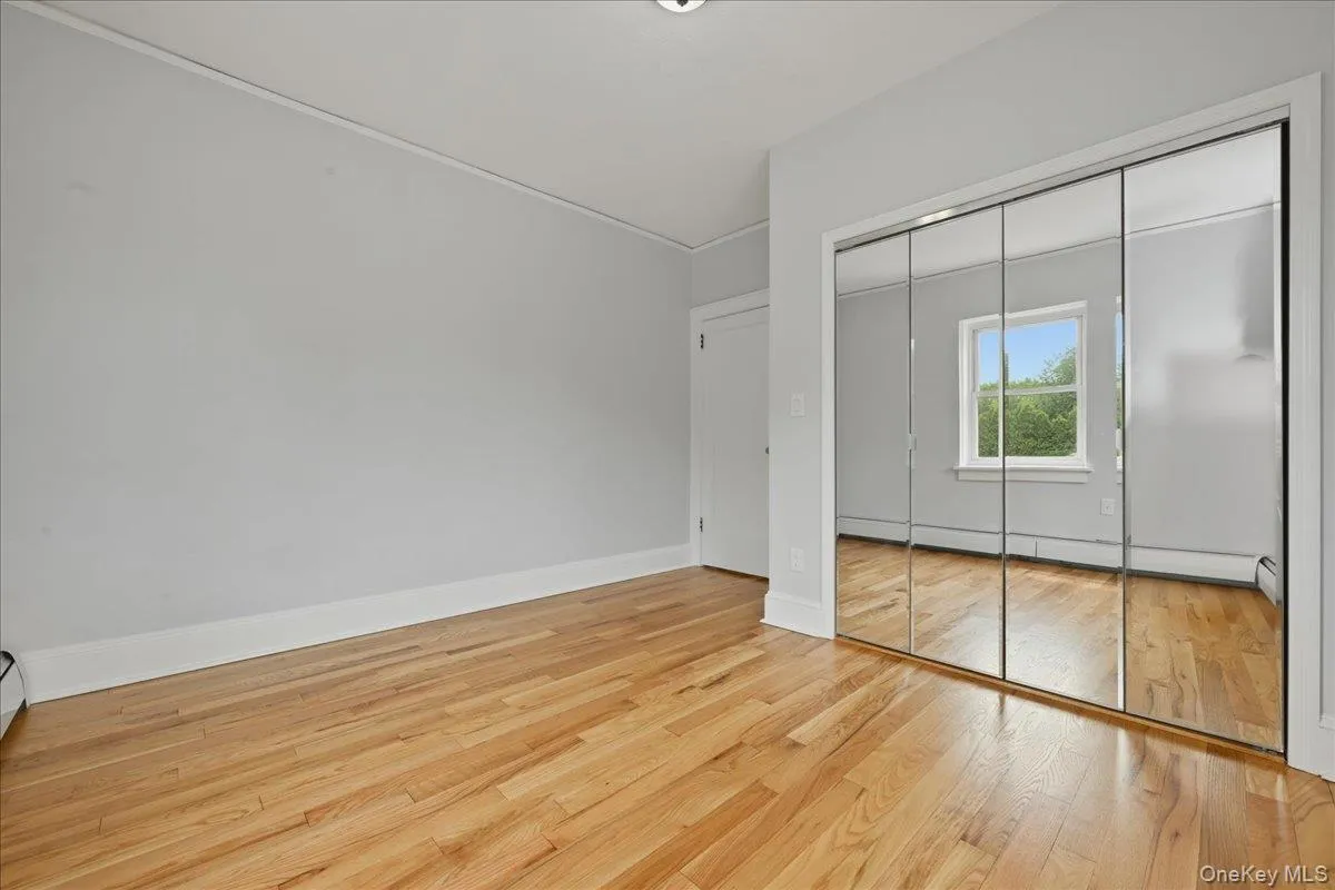 43 New Hyde Park Road, Hempstead, NY, 2 Bedrooms Bedrooms, 4 Rooms Rooms,1 BathroomBathrooms,Residential Lease,For Rent,New Hyde Park,0,1018280 43 New Hyde Park Road, Hempstead, NY, 2 Bedrooms Bedrooms, 4 Rooms Rooms,1 BathroomBathrooms,Residential Lease,For Rent,New Hyde Park,0,1018280
