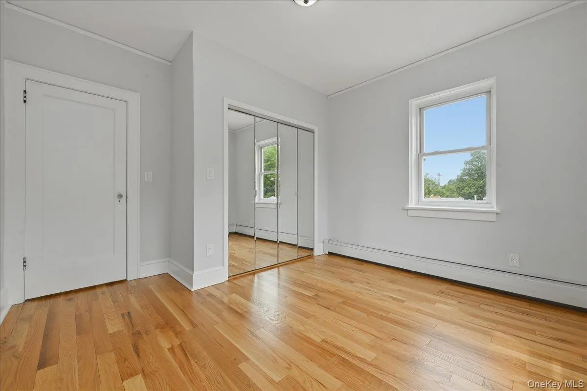 43 New Hyde Park Road, Hempstead, NY, 2 Bedrooms Bedrooms, 4 Rooms Rooms,1 BathroomBathrooms,Residential Lease,For Rent,New Hyde Park,0,1018280 43 New Hyde Park Road, Hempstead, NY, 2 Bedrooms Bedrooms, 4 Rooms Rooms,1 BathroomBathrooms,Residential Lease,For Rent,New Hyde Park,0,1018280