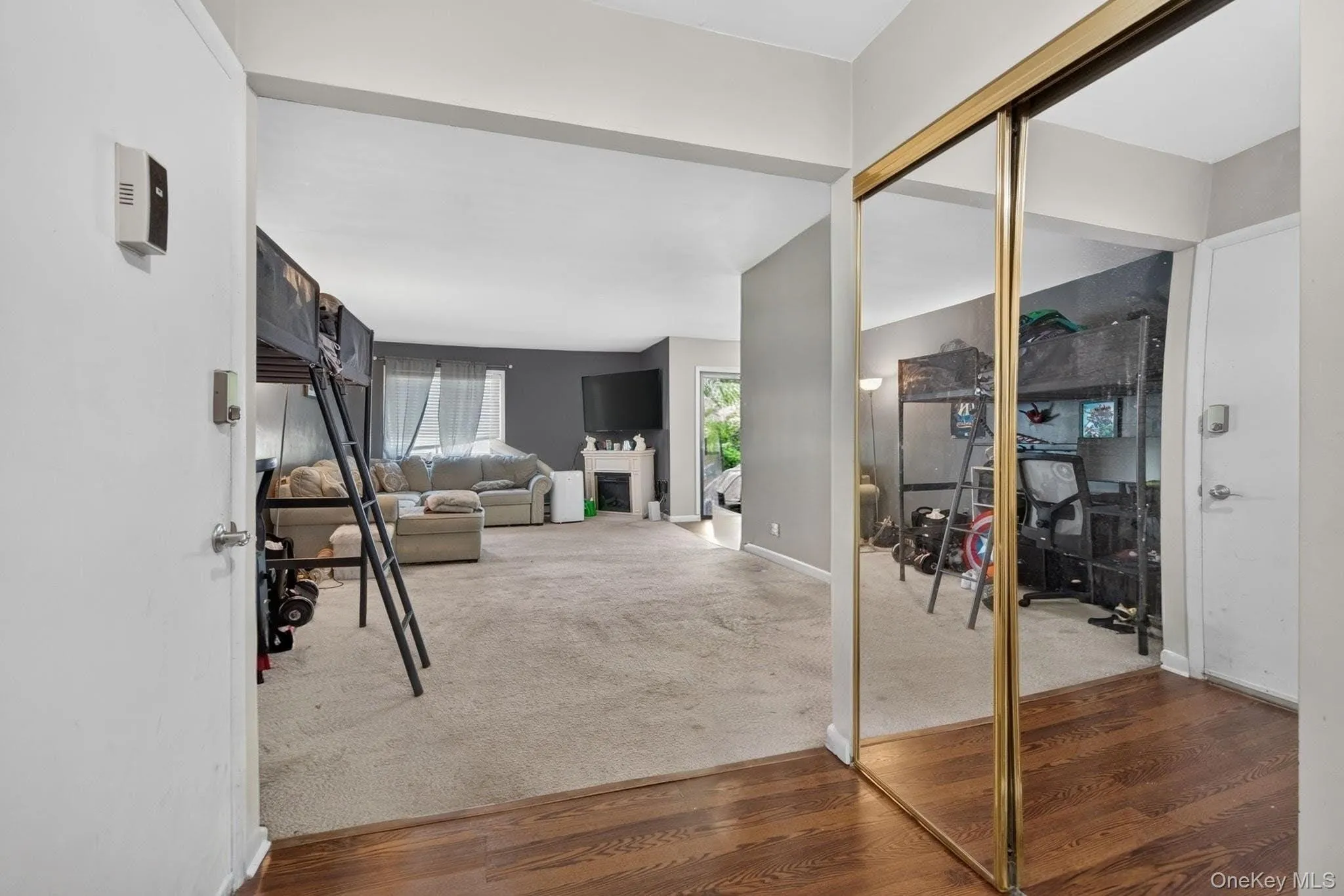 22 Scarborough Lane, Wappinger, NY, 1 Bedroom Bedrooms, 4 Rooms Rooms,1 BathroomBathrooms,Residential,For Rent,Scarborough,0,KEY1018281 22 Scarborough Lane, Wappinger, NY, 1 Bedroom Bedrooms, 4 Rooms Rooms,1 BathroomBathrooms,Residential,For Rent,Scarborough,0,KEY1018281