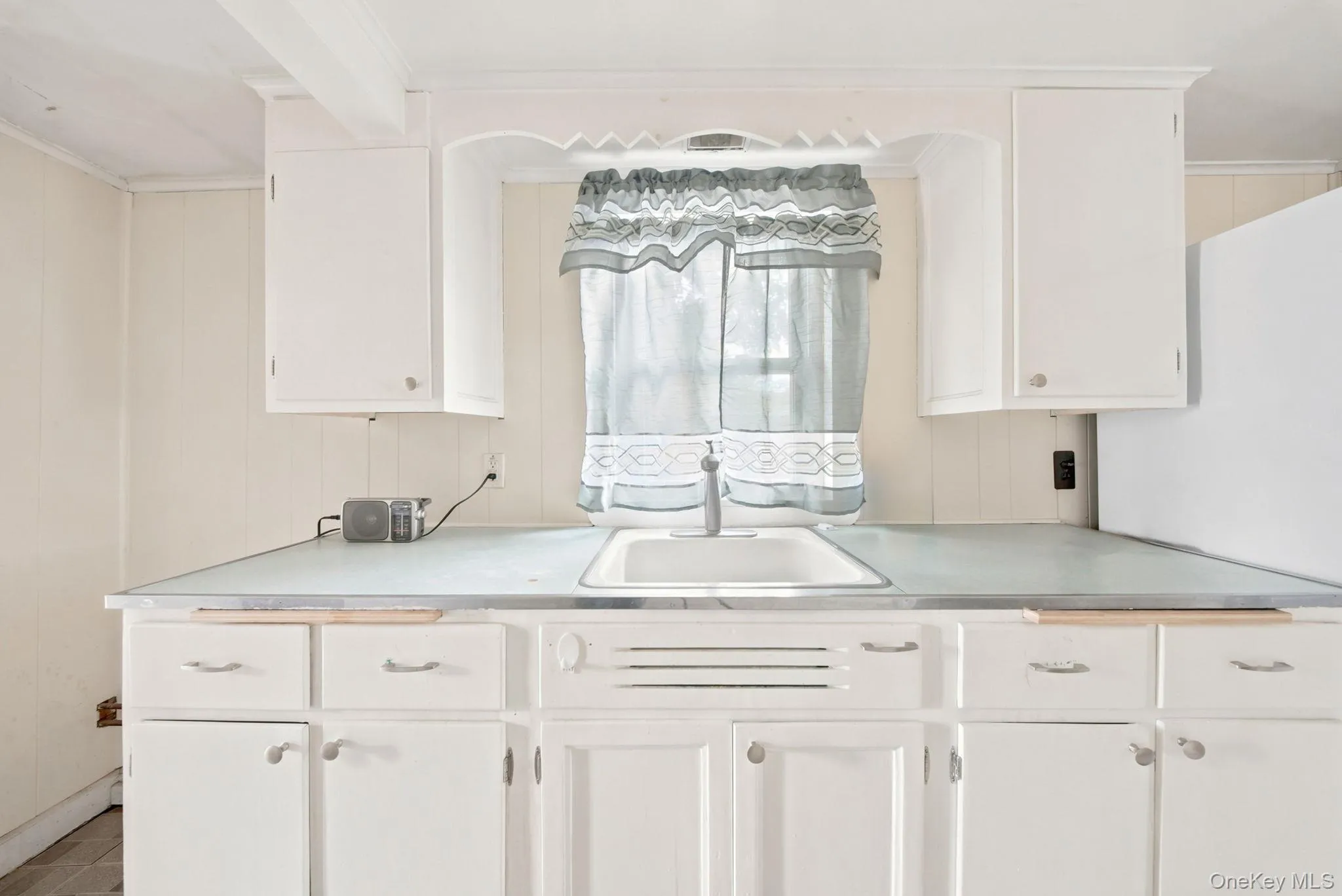 12 1/2 Schultz Street, Port Jervis, NY, 1 Bedroom Bedrooms, 3 Rooms Rooms,1 BathroomBathrooms,Residential Lease,For Rent,Schultz,0,1018282 12 1/2 Schultz Street, Port Jervis, NY, 1 Bedroom Bedrooms, 3 Rooms Rooms,1 BathroomBathrooms,Residential Lease,For Rent,Schultz,0,1018282
