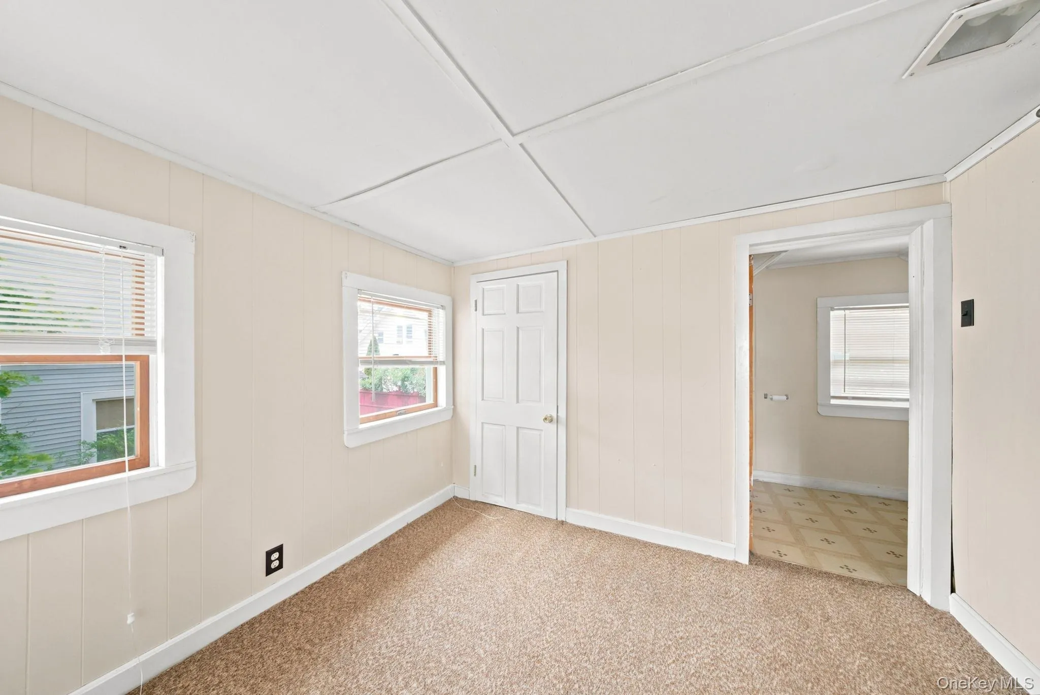 12 1/2 Schultz Street, Port Jervis, NY, 1 Bedroom Bedrooms, 3 Rooms Rooms,1 BathroomBathrooms,Residential Lease,For Rent,Schultz,0,1018282 12 1/2 Schultz Street, Port Jervis, NY, 1 Bedroom Bedrooms, 3 Rooms Rooms,1 BathroomBathrooms,Residential Lease,For Rent,Schultz,0,1018282