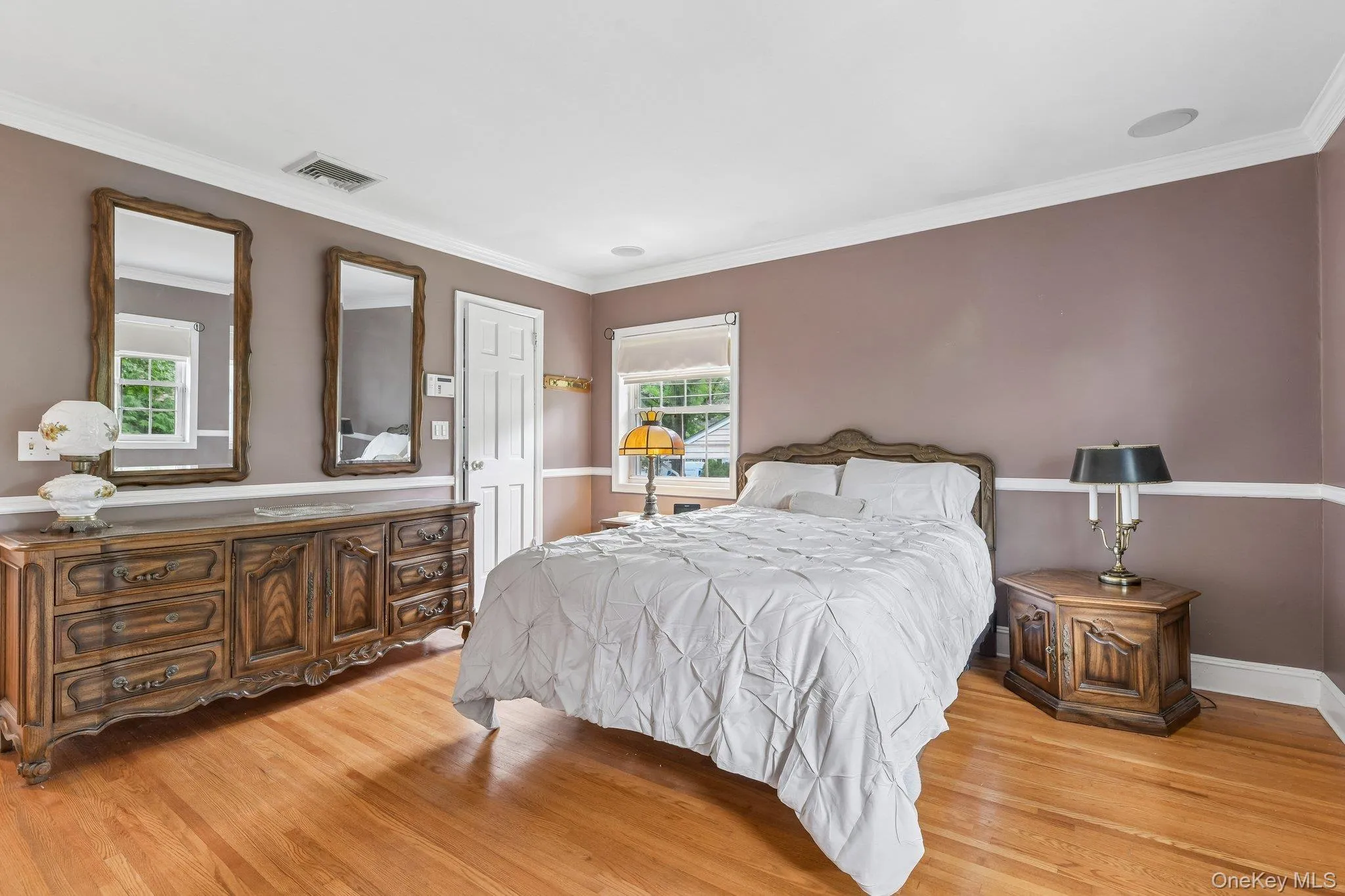 150 High Street, North Hempstead, NY, 3 Bedrooms Bedrooms, 7 Rooms Rooms,2 BathroomsBathrooms,Residential,For Rent,High,0,1018289 150 High Street, North Hempstead, NY, 3 Bedrooms Bedrooms, 7 Rooms Rooms,2 BathroomsBathrooms,Residential,For Rent,High,0,1018289