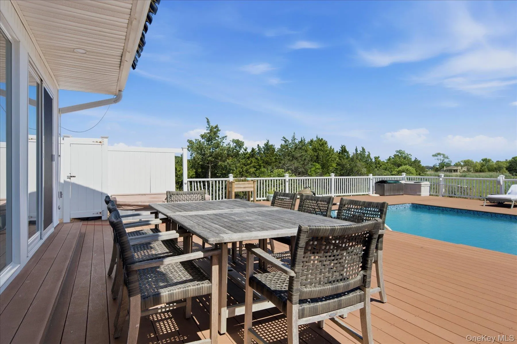 16 Meadow Lane, Southampton, NY, 4 Bedrooms Bedrooms, 10 Rooms Rooms,3 BathroomsBathrooms,Residential,For Rent,Meadow,0,KEY1018290 16 Meadow Lane, Southampton, NY, 4 Bedrooms Bedrooms, 10 Rooms Rooms,3 BathroomsBathrooms,Residential,For Rent,Meadow,0,KEY1018290