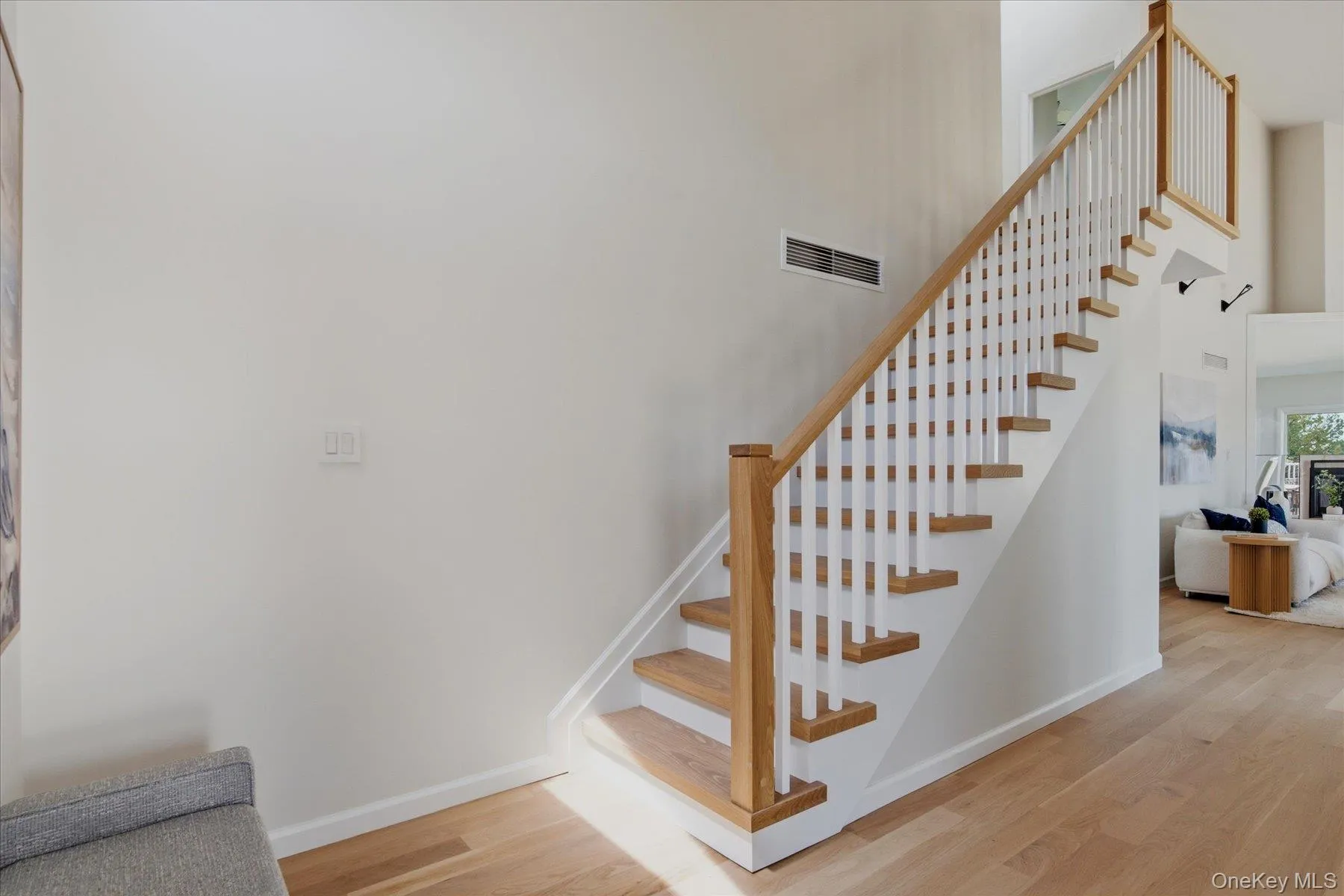 16 Meadow Lane, Southampton, NY, 4 Bedrooms Bedrooms, 10 Rooms Rooms,3 BathroomsBathrooms,Residential,For Rent,Meadow,0,KEY1018290 16 Meadow Lane, Southampton, NY, 4 Bedrooms Bedrooms, 10 Rooms Rooms,3 BathroomsBathrooms,Residential,For Rent,Meadow,0,KEY1018290