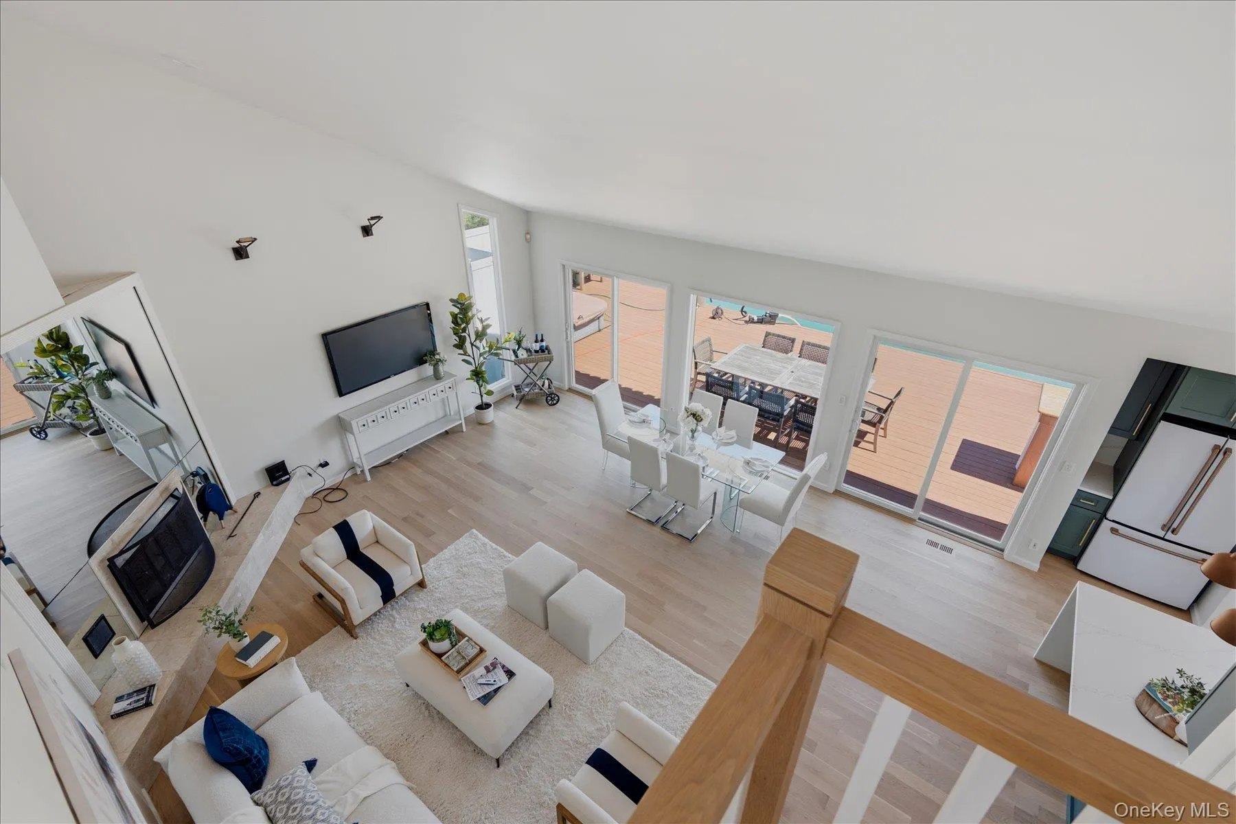 16 Meadow Lane, Southampton, NY, 4 Bedrooms Bedrooms, 10 Rooms Rooms,3 BathroomsBathrooms,Residential,For Rent,Meadow,0,KEY1018290 16 Meadow Lane, Southampton, NY, 4 Bedrooms Bedrooms, 10 Rooms Rooms,3 BathroomsBathrooms,Residential,For Rent,Meadow,0,KEY1018290