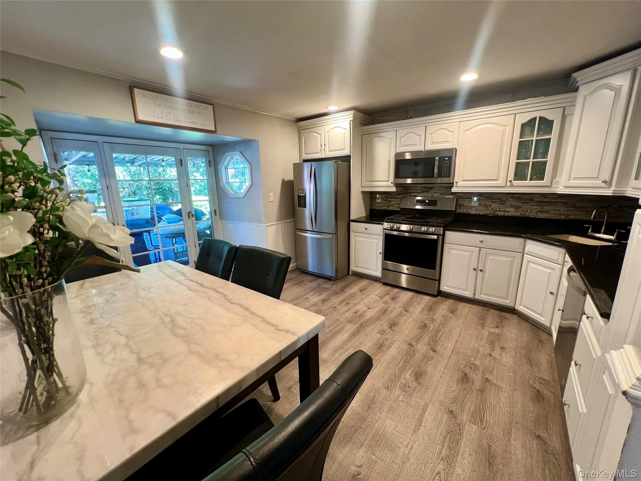 2 Peters Lane, Brookhaven, NY, 4 Bedrooms Bedrooms, 8 Rooms Rooms,2 BathroomsBathrooms,Residential,For Rent,Peters,0,KEY1018295 2 Peters Lane, Brookhaven, NY, 4 Bedrooms Bedrooms, 8 Rooms Rooms,2 BathroomsBathrooms,Residential,For Rent,Peters,0,KEY1018295
