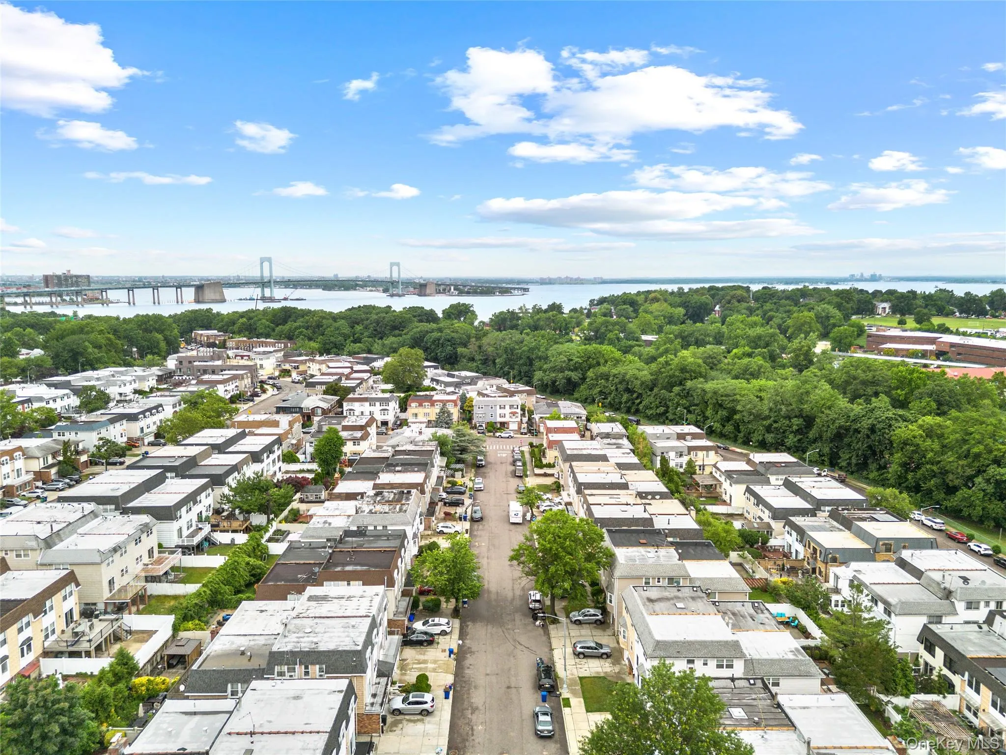 1572 216th Street, New York, NY, 3 Bedrooms Bedrooms, 5 Rooms Rooms,2 BathroomsBathrooms,Residential Lease,For Rent,216th,0,KEY1018296 1572 216th Street, New York, NY, 3 Bedrooms Bedrooms, 5 Rooms Rooms,2 BathroomsBathrooms,Residential Lease,For Rent,216th,0,KEY1018296