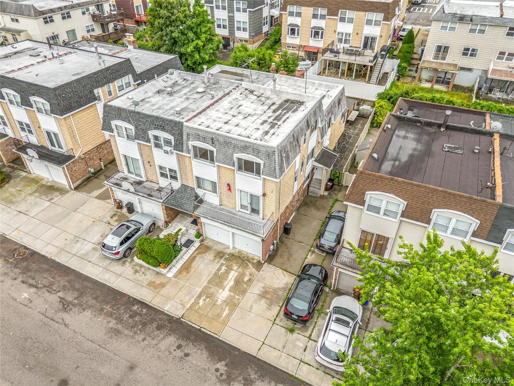1572 216th Street, New York, NY, 3 Bedrooms Bedrooms, 5 Rooms Rooms,2 BathroomsBathrooms,Residential Lease,For Rent,216th,0,KEY1018296 1572 216th Street, New York, NY, 3 Bedrooms Bedrooms, 5 Rooms Rooms,2 BathroomsBathrooms,Residential Lease,For Rent,216th,0,KEY1018296