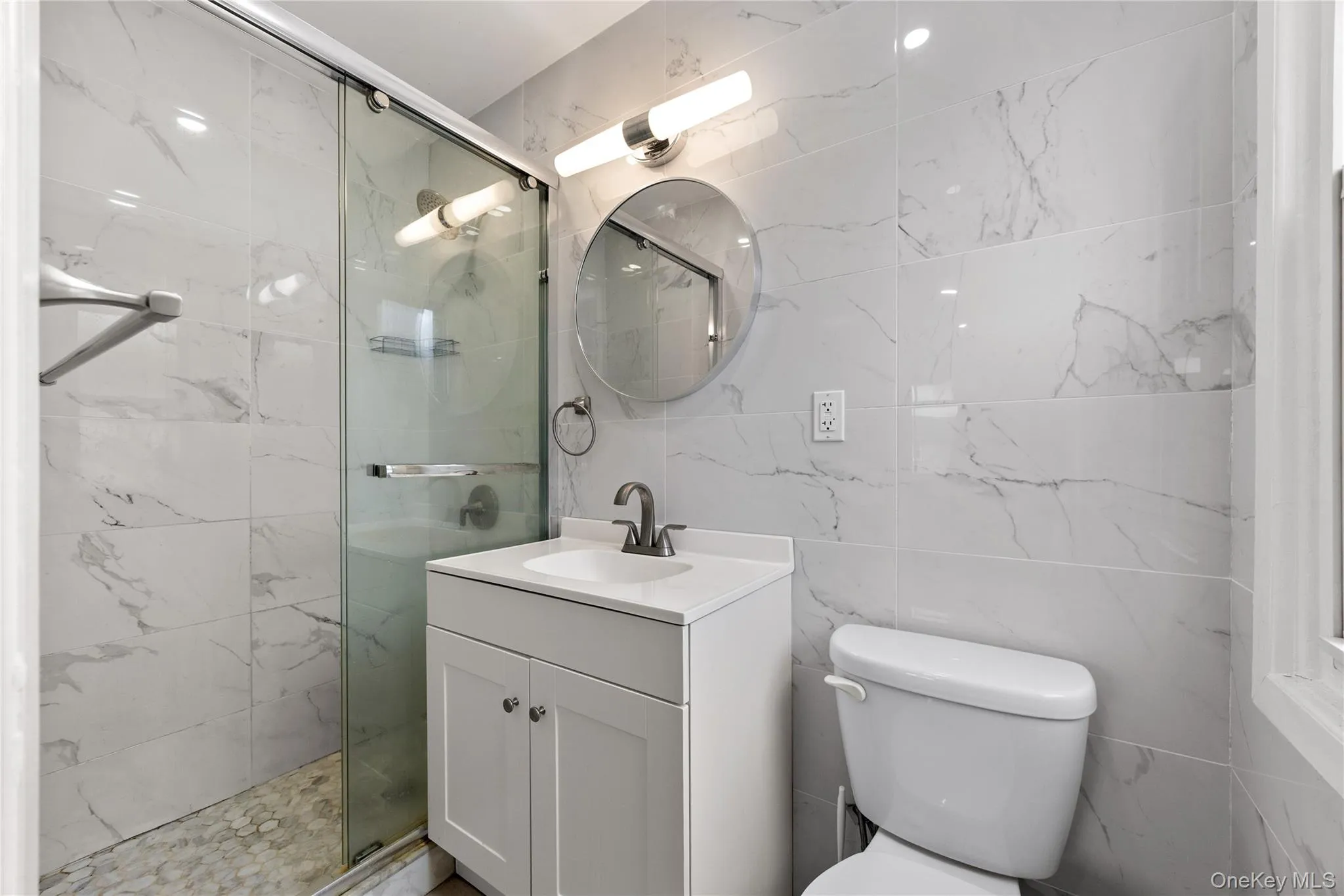 1572 216th Street, New York, NY, 3 Bedrooms Bedrooms, 5 Rooms Rooms,2 BathroomsBathrooms,Residential Lease,For Rent,216th,0,KEY1018296 1572 216th Street, New York, NY, 3 Bedrooms Bedrooms, 5 Rooms Rooms,2 BathroomsBathrooms,Residential Lease,For Rent,216th,0,KEY1018296