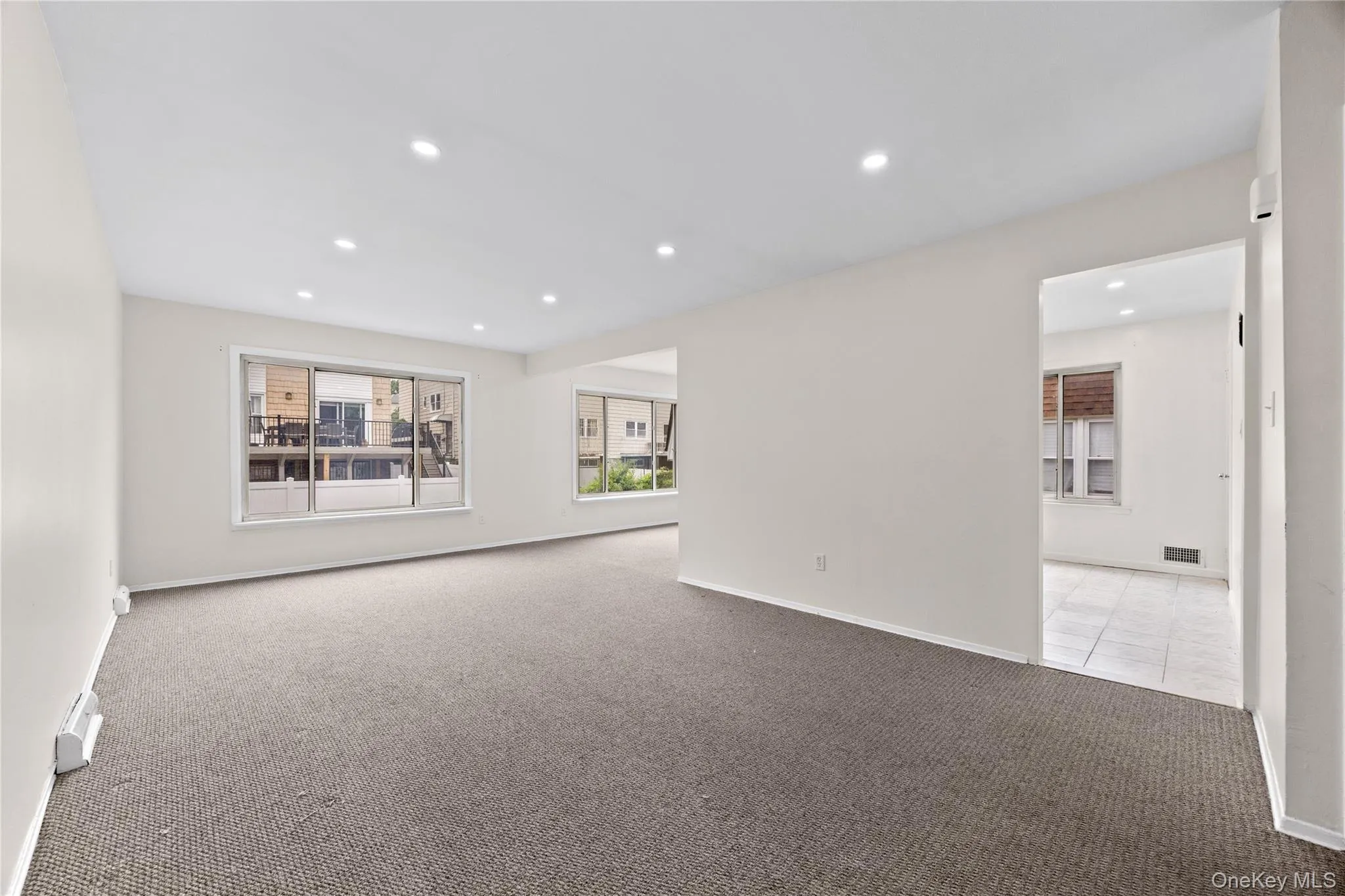 1572 216th Street, New York, NY, 3 Bedrooms Bedrooms, 5 Rooms Rooms,2 BathroomsBathrooms,Residential Lease,For Rent,216th,0,KEY1018296 1572 216th Street, New York, NY, 3 Bedrooms Bedrooms, 5 Rooms Rooms,2 BathroomsBathrooms,Residential Lease,For Rent,216th,0,KEY1018296