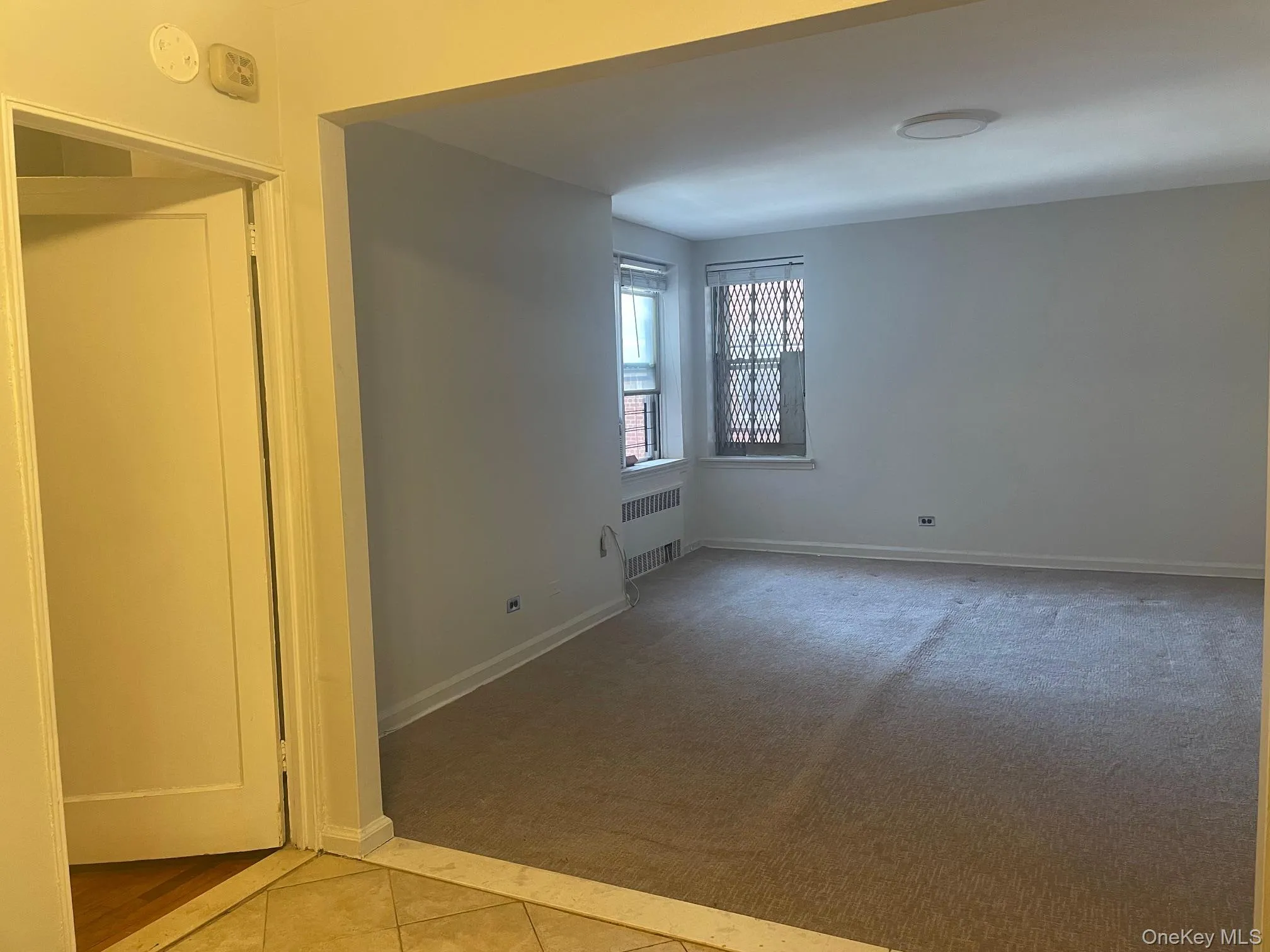 63-61 Yellowstone Boulevard, New York, NY, 2 Rooms Rooms,1 BathroomBathrooms,Residential Lease,For Rent,Yellowstone,0,KEY1018300 63-61 Yellowstone Boulevard, New York, NY, 2 Rooms Rooms,1 BathroomBathrooms,Residential Lease,For Rent,Yellowstone,0,KEY1018300