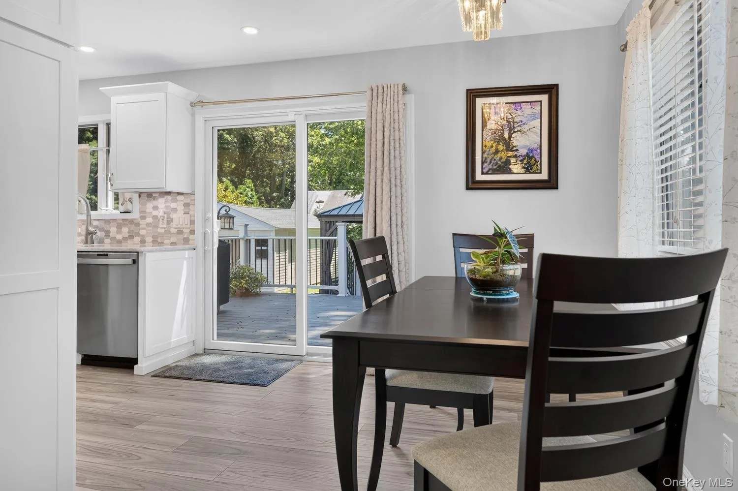 38 Oakwood Street, Huntington, NY, 4 Bedrooms Bedrooms, 7 Rooms Rooms,2 BathroomsBathrooms,Residential,For Rent,Oakwood,0,KEY1018301 38 Oakwood Street, Huntington, NY, 4 Bedrooms Bedrooms, 7 Rooms Rooms,2 BathroomsBathrooms,Residential,For Rent,Oakwood,0,KEY1018301
