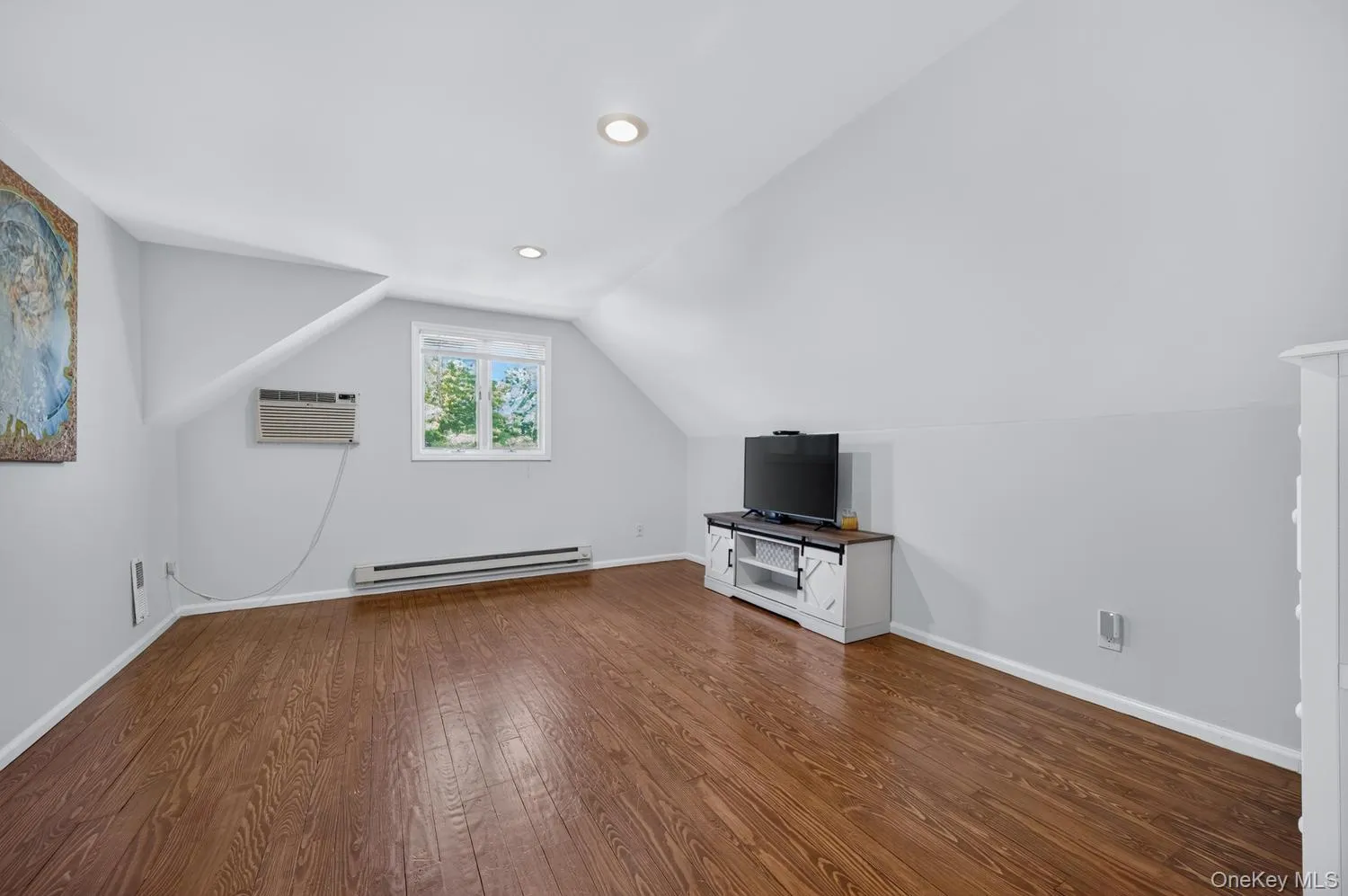38 Oakwood Street, Huntington, NY, 4 Bedrooms Bedrooms, 7 Rooms Rooms,2 BathroomsBathrooms,Residential,For Rent,Oakwood,0,KEY1018301 38 Oakwood Street, Huntington, NY, 4 Bedrooms Bedrooms, 7 Rooms Rooms,2 BathroomsBathrooms,Residential,For Rent,Oakwood,0,KEY1018301