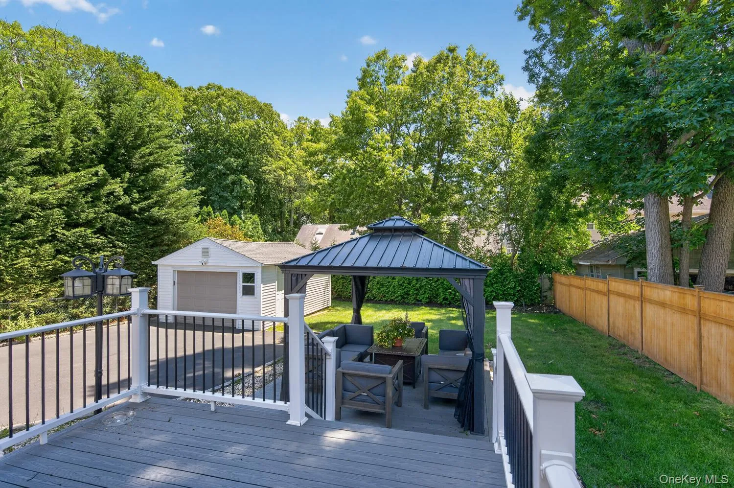 38 Oakwood Street, Huntington, NY, 4 Bedrooms Bedrooms, 7 Rooms Rooms,2 BathroomsBathrooms,Residential,For Rent,Oakwood,0,KEY1018301 38 Oakwood Street, Huntington, NY, 4 Bedrooms Bedrooms, 7 Rooms Rooms,2 BathroomsBathrooms,Residential,For Rent,Oakwood,0,KEY1018301