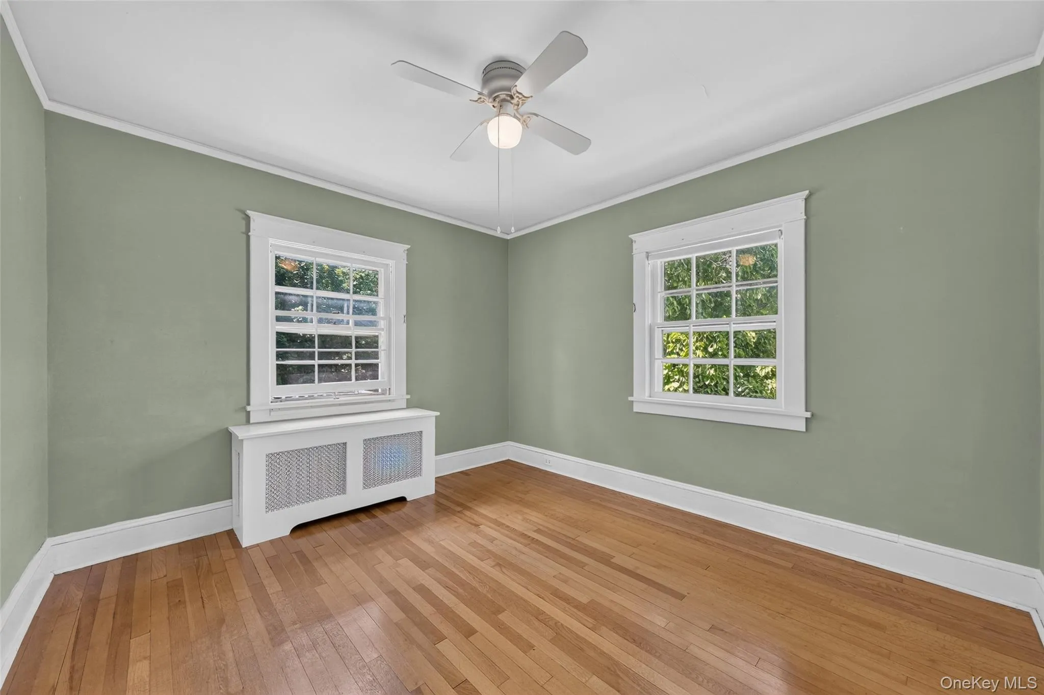 Bedroom 2Hardwood floors Bedroom 2Hardwood floors