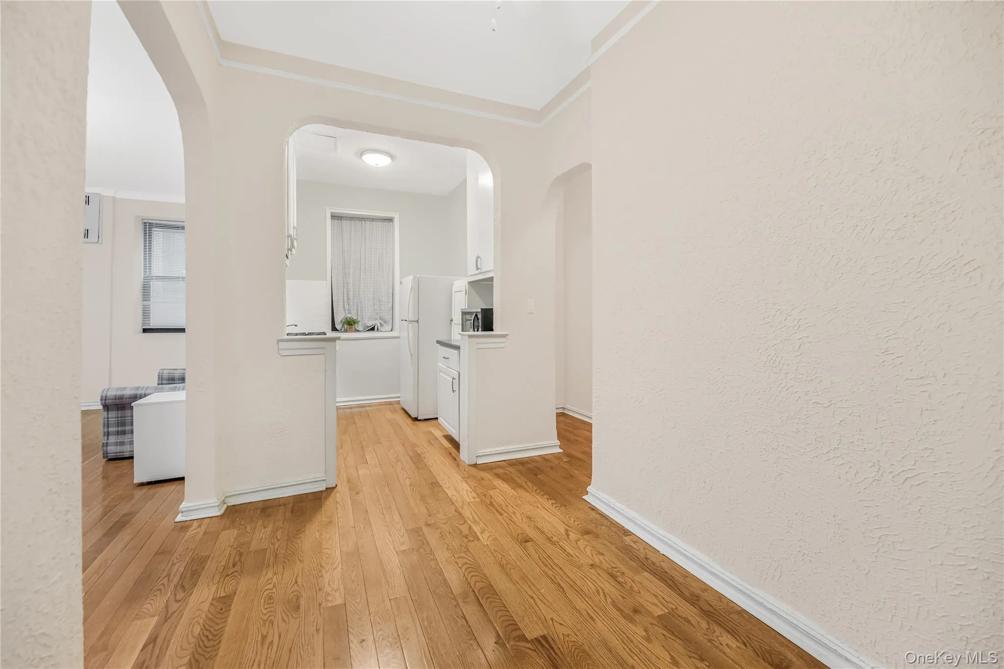 96-11 65th Road, New York, NY, 1 Bedroom Bedrooms, 5 Rooms Rooms,1 BathroomBathrooms,Residential,For Rent,65th,0,KEY1018313 96-11 65th Road, New York, NY, 1 Bedroom Bedrooms, 5 Rooms Rooms,1 BathroomBathrooms,Residential,For Rent,65th,0,KEY1018313