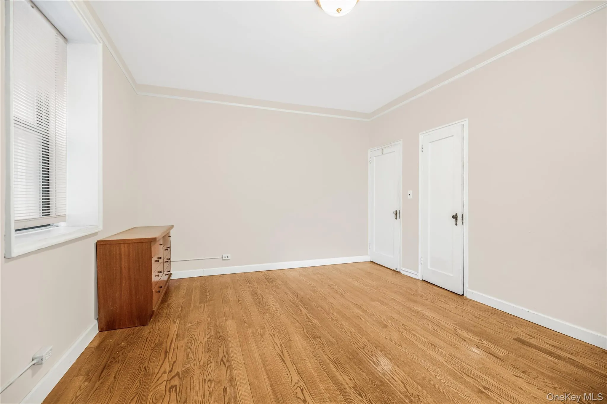 96-11 65th Road, New York, NY, 1 Bedroom Bedrooms, 5 Rooms Rooms,1 BathroomBathrooms,Residential,For Rent,65th,0,KEY1018313 96-11 65th Road, New York, NY, 1 Bedroom Bedrooms, 5 Rooms Rooms,1 BathroomBathrooms,Residential,For Rent,65th,0,KEY1018313