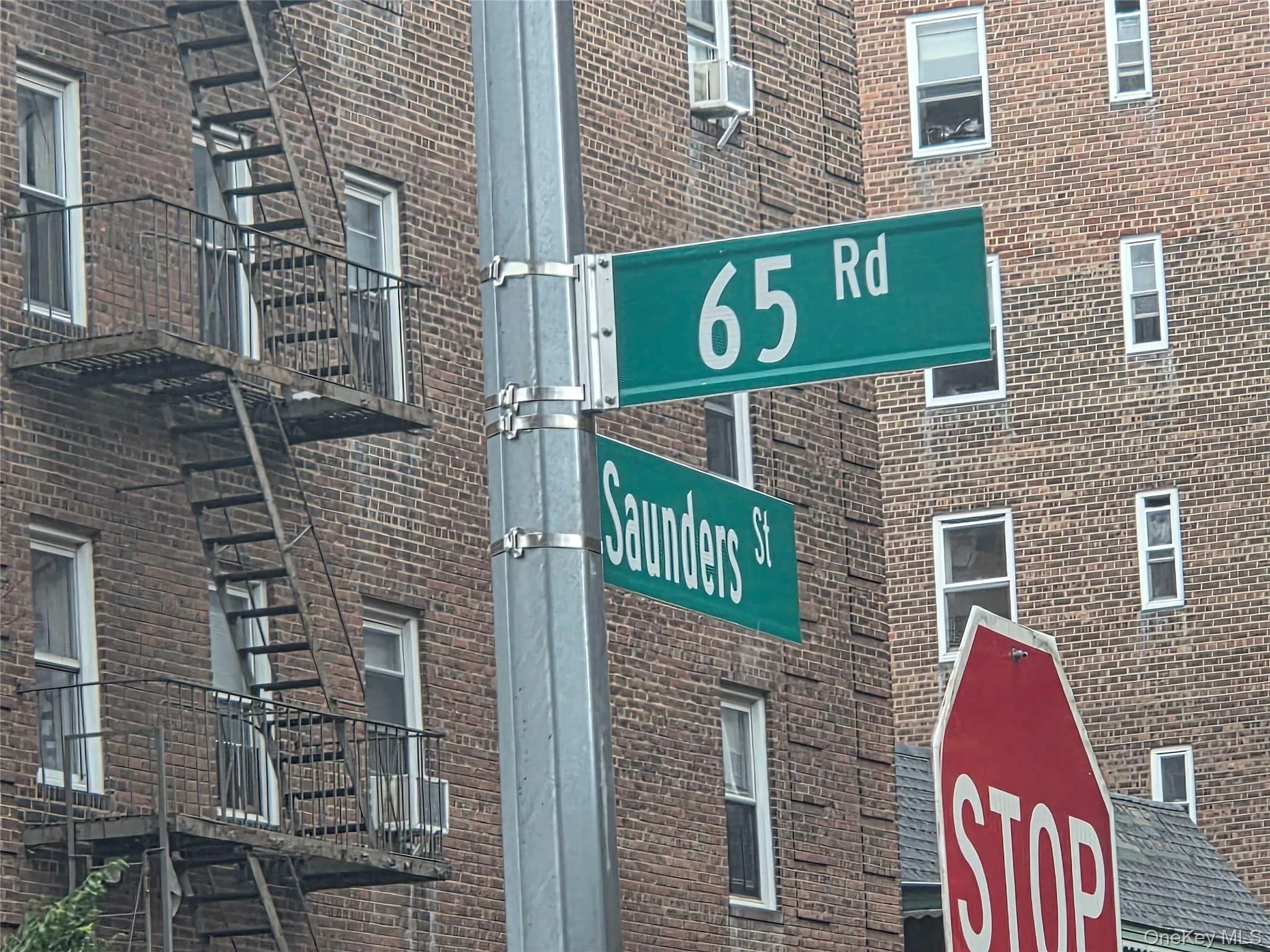 96-11 65th Road, New York, NY, 1 Bedroom Bedrooms, 5 Rooms Rooms,1 BathroomBathrooms,Residential,For Rent,65th,0,KEY1018313 96-11 65th Road, New York, NY, 1 Bedroom Bedrooms, 5 Rooms Rooms,1 BathroomBathrooms,Residential,For Rent,65th,0,KEY1018313