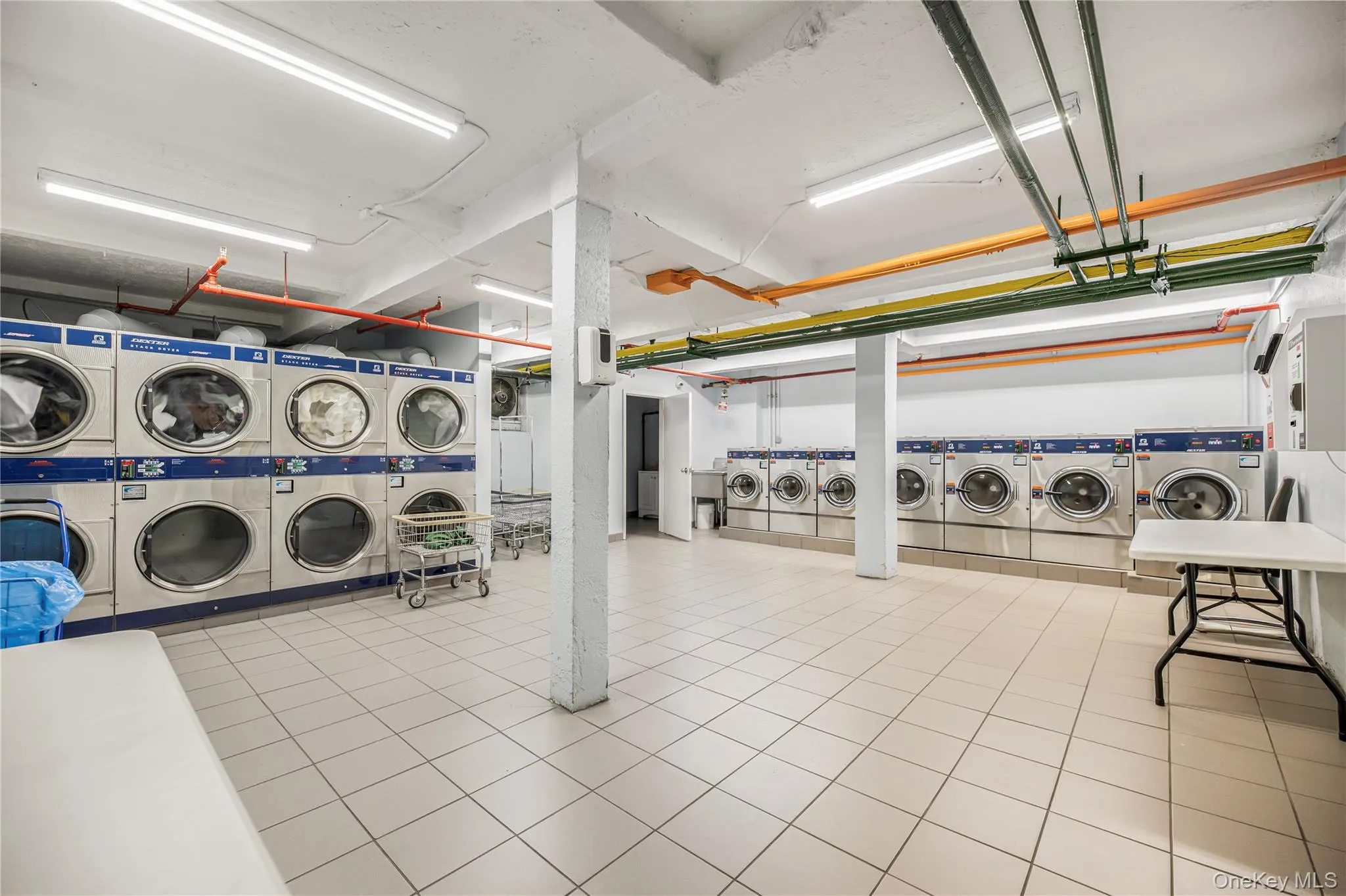96-11 65th Road, New York, NY, 1 Bedroom Bedrooms, 5 Rooms Rooms,1 BathroomBathrooms,Residential,For Rent,65th,0,KEY1018313 96-11 65th Road, New York, NY, 1 Bedroom Bedrooms, 5 Rooms Rooms,1 BathroomBathrooms,Residential,For Rent,65th,0,KEY1018313