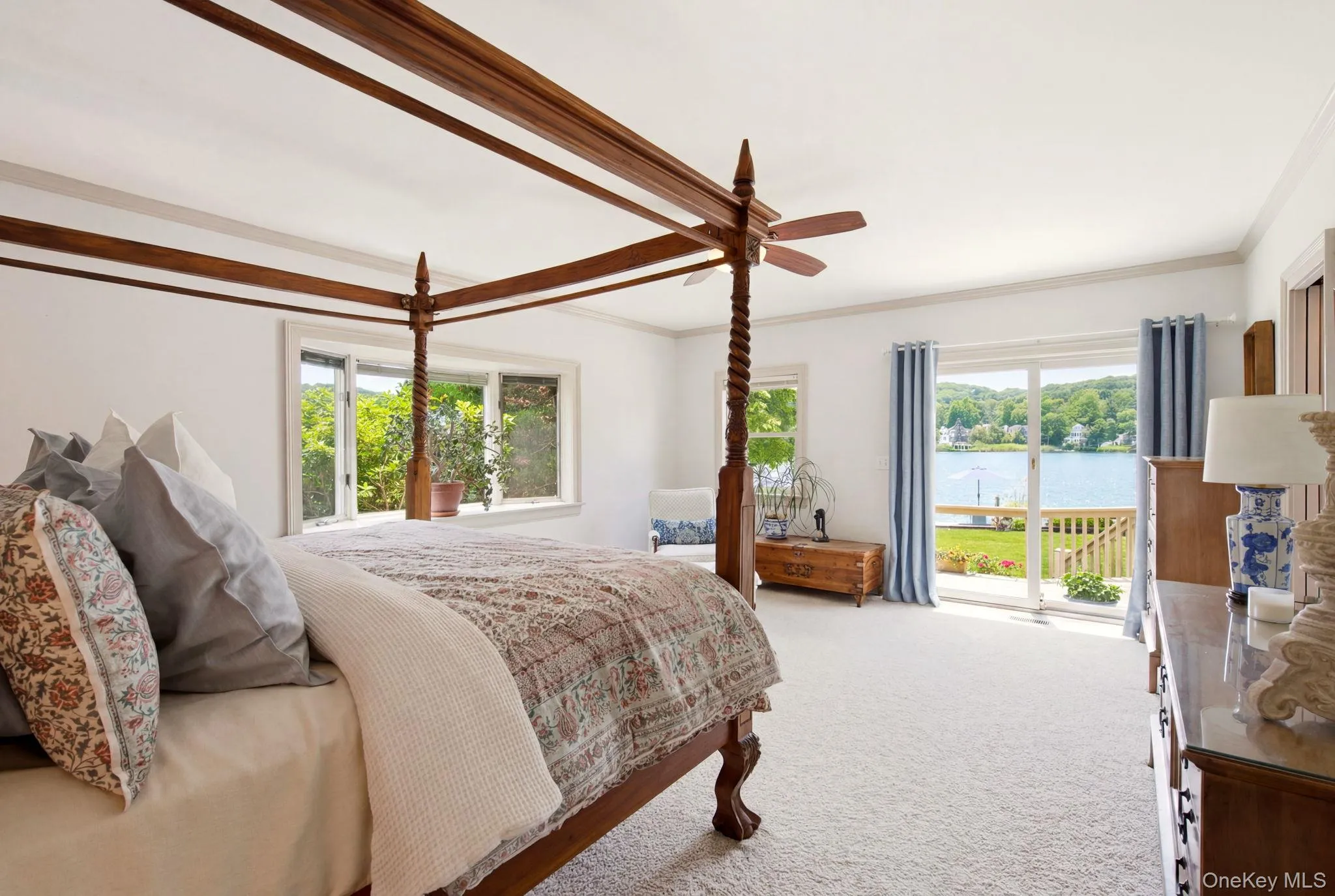 First floor Primary Suite with breathtaking views. First floor Primary Suite with breathtaking views.