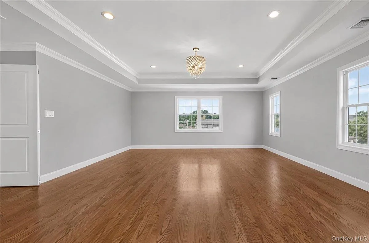 84 Choir Lane, Hempstead, NY, 5 Bedrooms Bedrooms, 12 Rooms Rooms,4 BathroomsBathrooms,Residential,For Rent,Choir,0,1018321 84 Choir Lane, Hempstead, NY, 5 Bedrooms Bedrooms, 12 Rooms Rooms,4 BathroomsBathrooms,Residential,For Rent,Choir,0,1018321