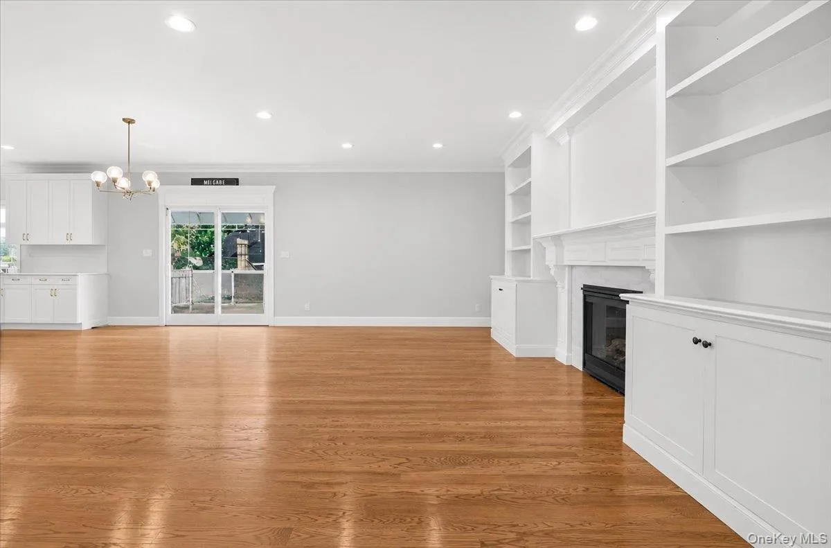 84 Choir Lane, Hempstead, NY, 5 Bedrooms Bedrooms, 12 Rooms Rooms,4 BathroomsBathrooms,Residential,For Rent,Choir,0,1018321 84 Choir Lane, Hempstead, NY, 5 Bedrooms Bedrooms, 12 Rooms Rooms,4 BathroomsBathrooms,Residential,For Rent,Choir,0,1018321